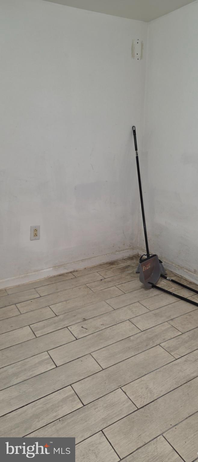 WOODLAWN - Residential