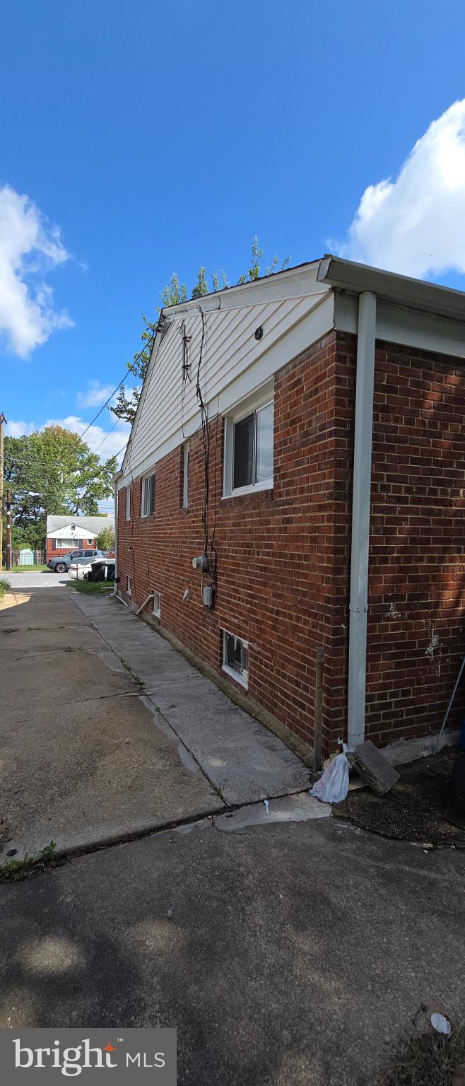 WOODLAWN - Residential