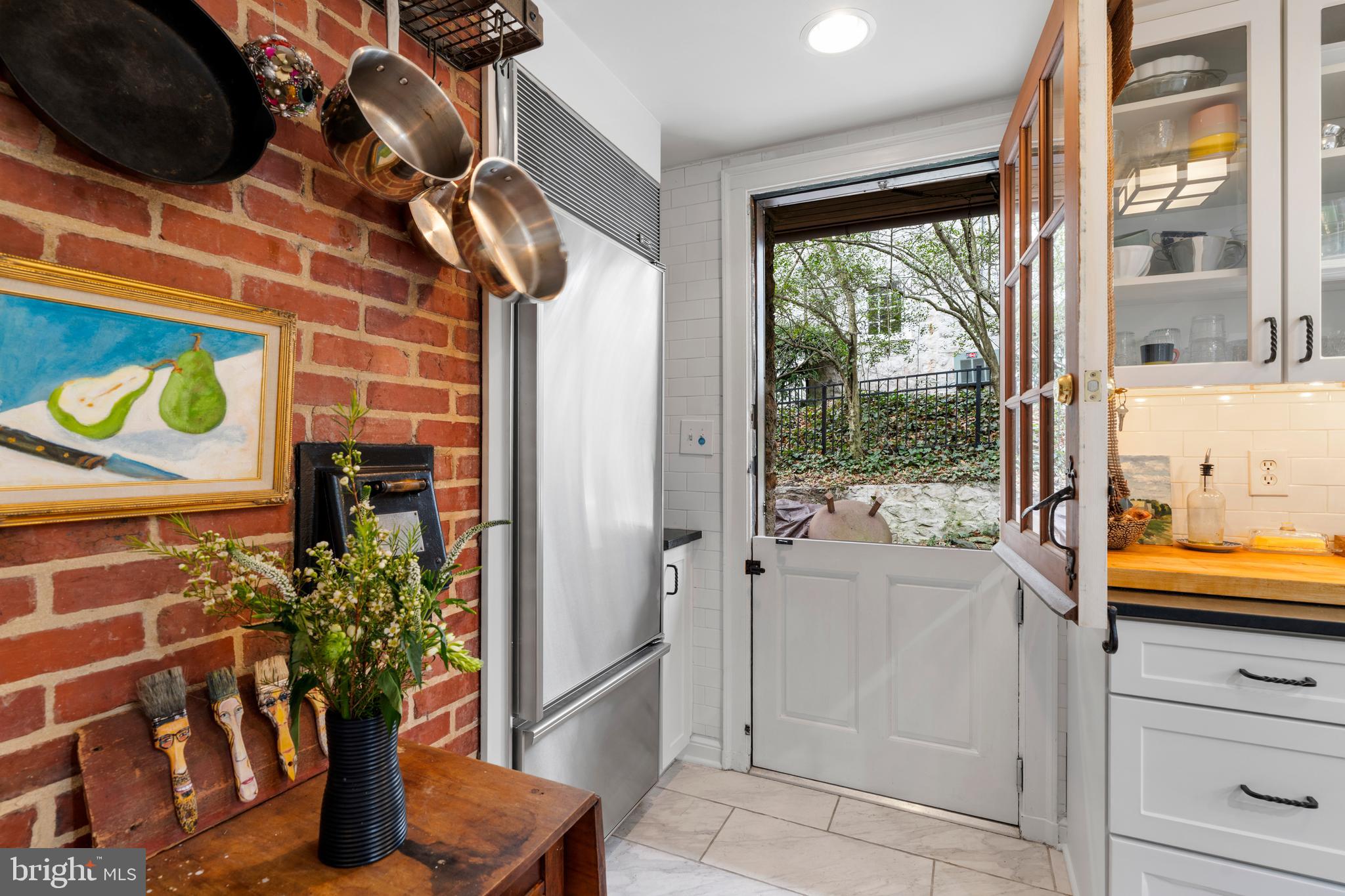 HOMELAND HISTORIC DISTRICT - Residential