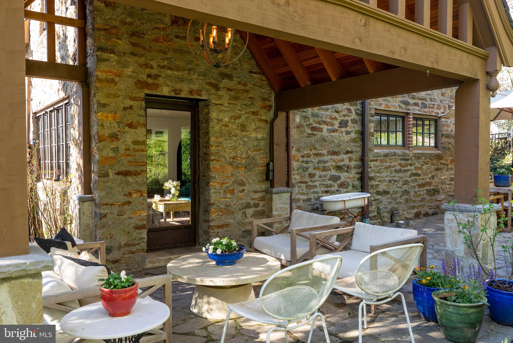 HOMELAND HISTORIC DISTRICT - Residential