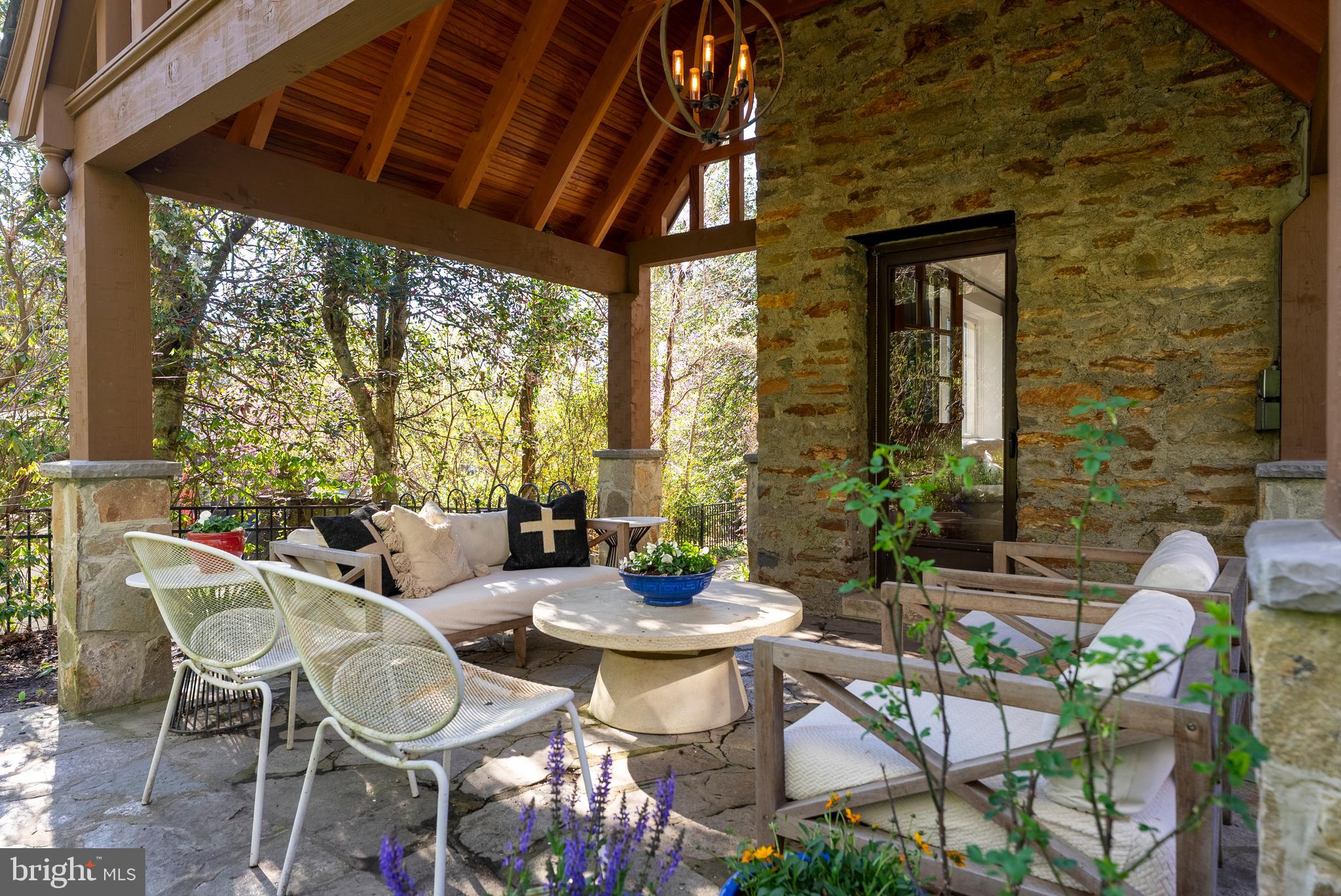 HOMELAND HISTORIC DISTRICT - Residential