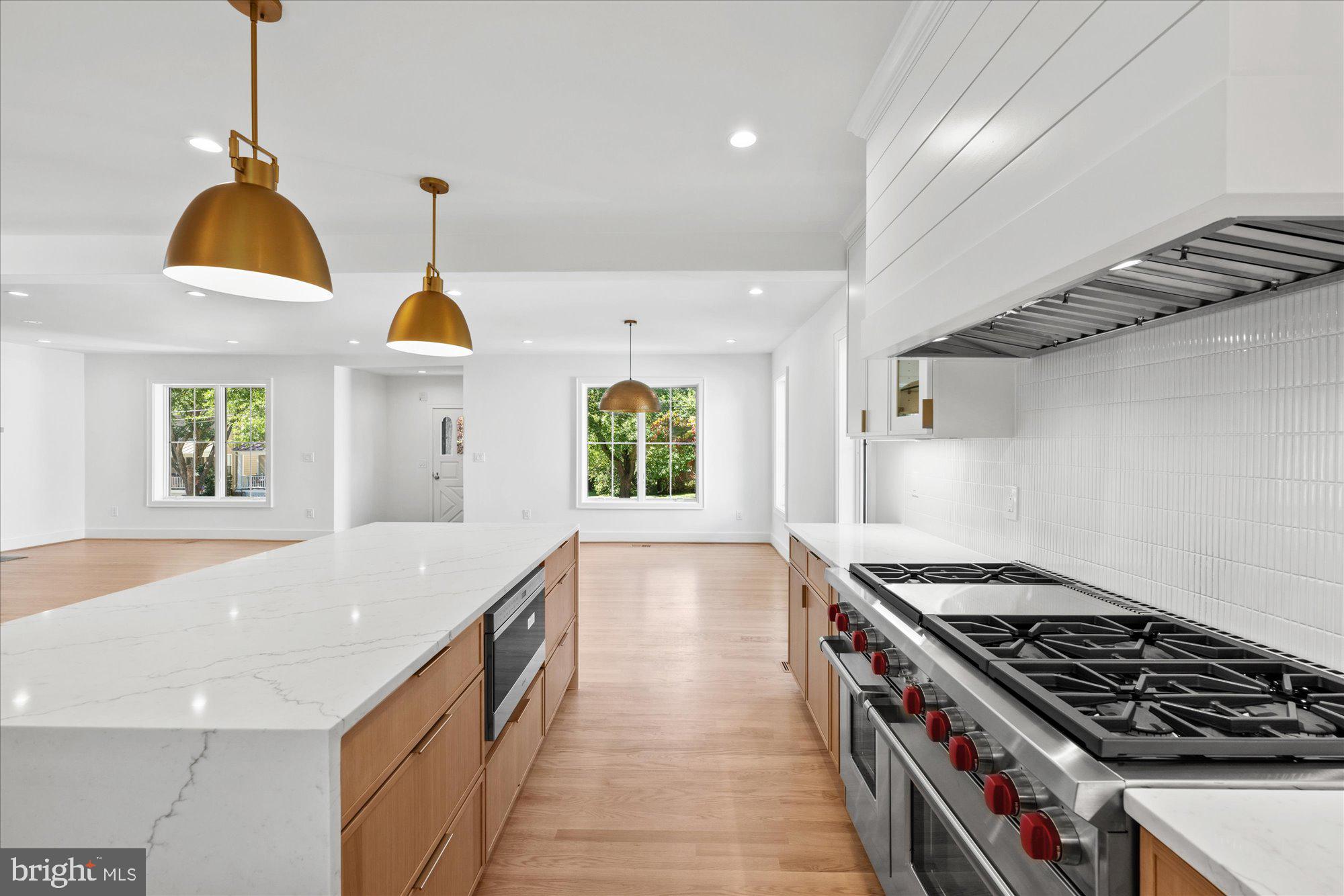 ELLISON HEIGHTS - Residential