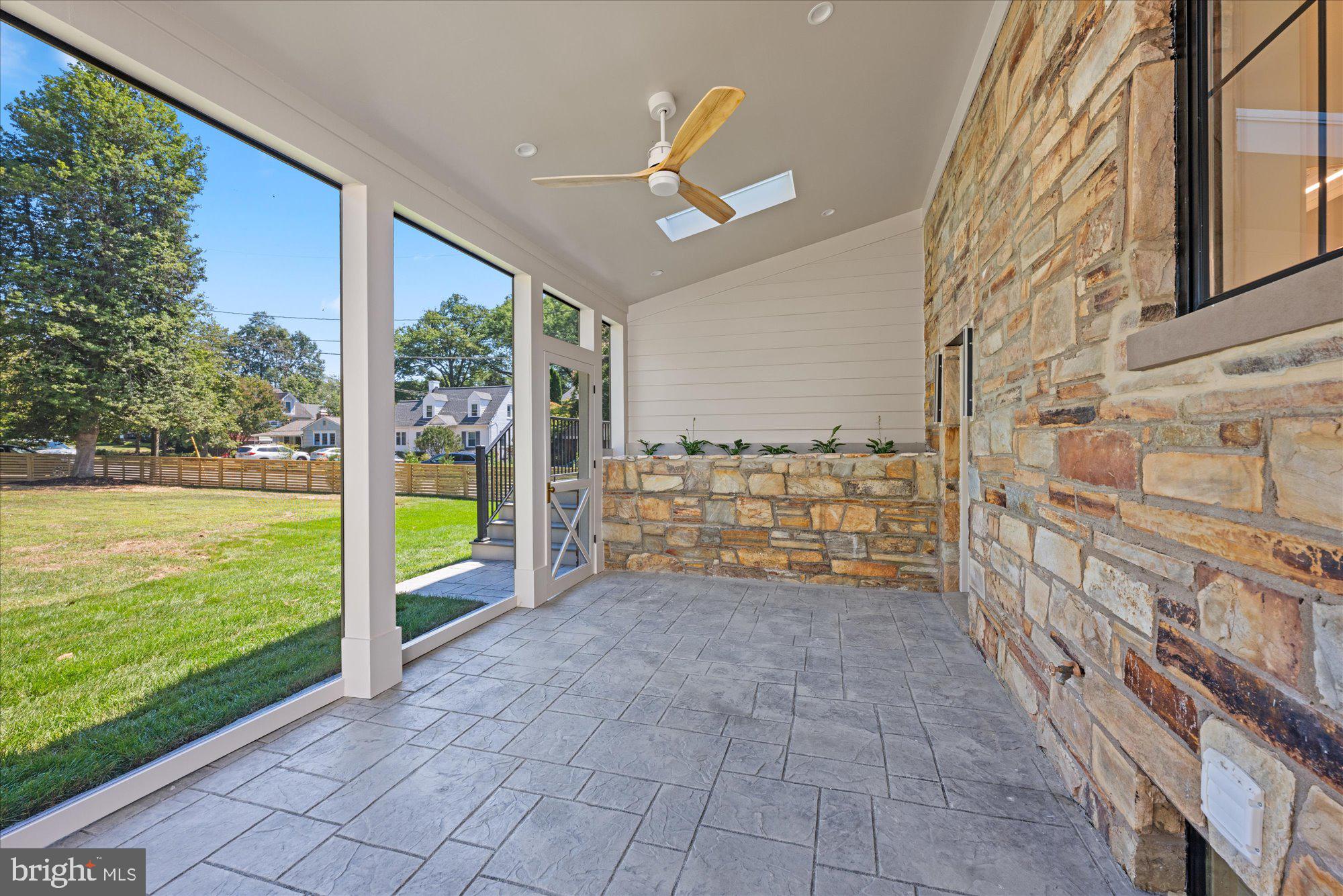 ELLISON HEIGHTS - Residential