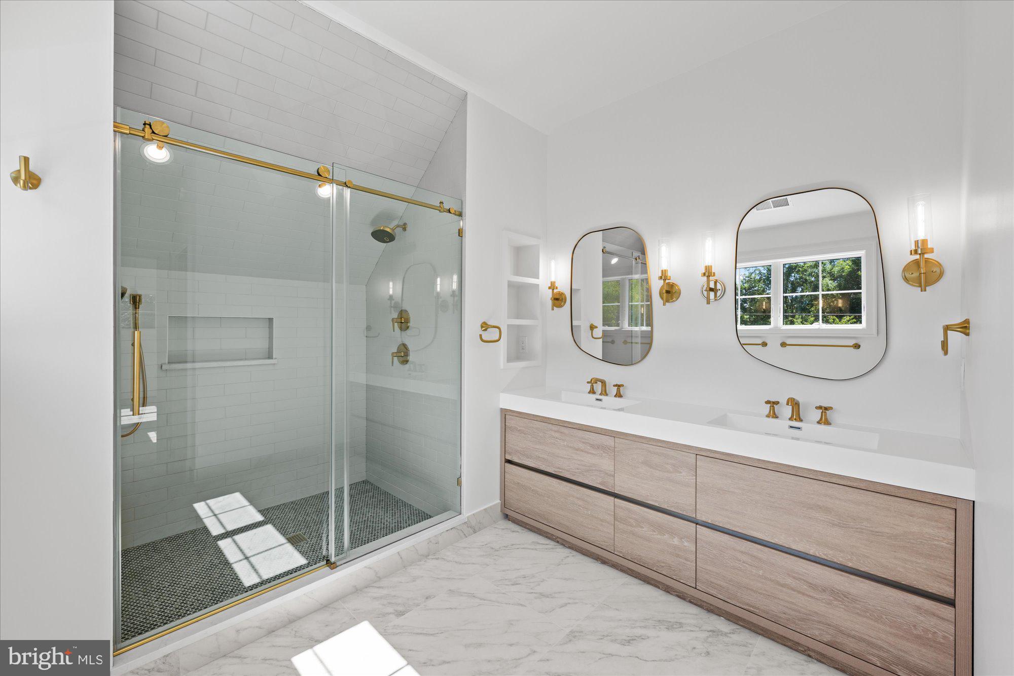 ELLISON HEIGHTS - Residential