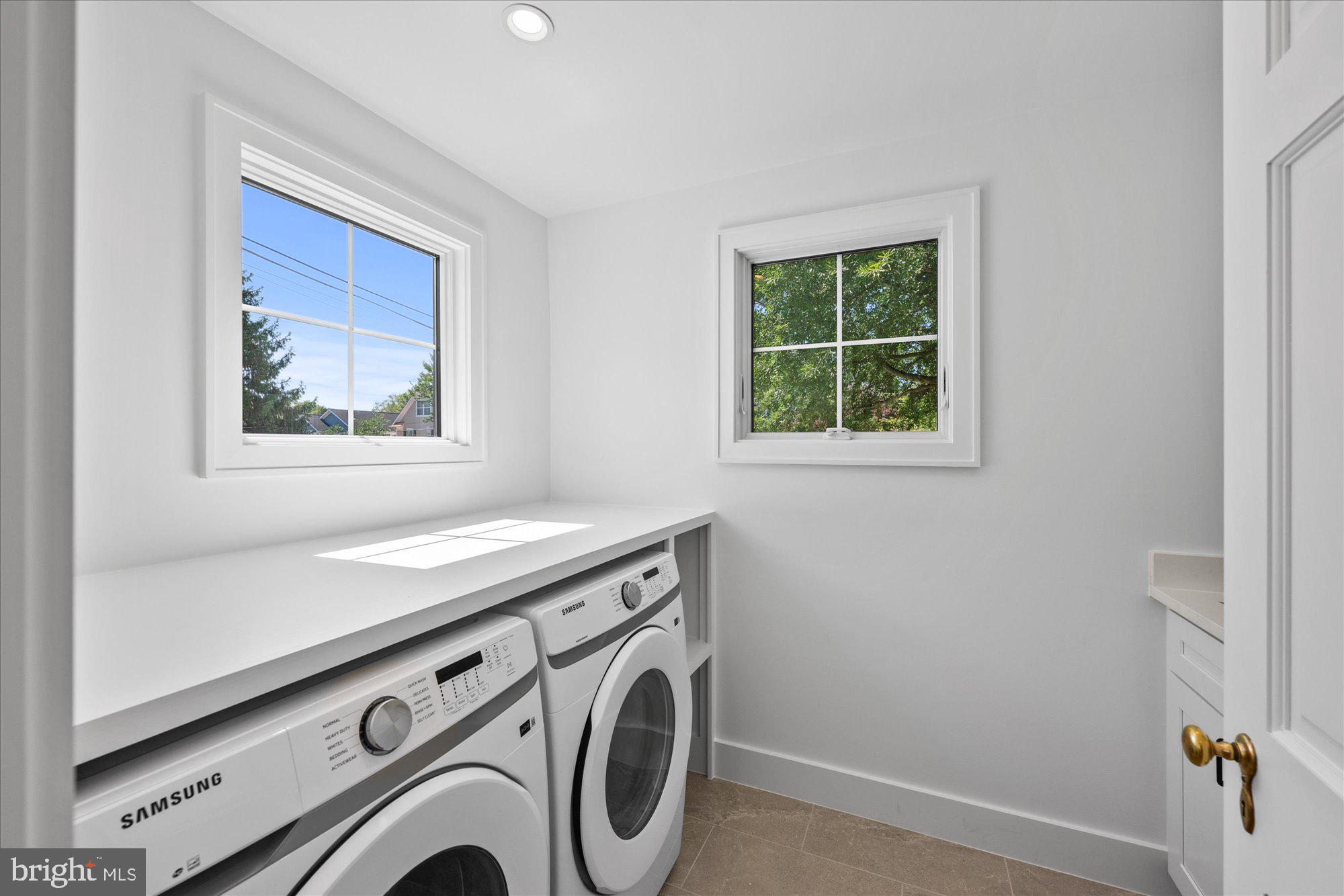 ELLISON HEIGHTS - Residential