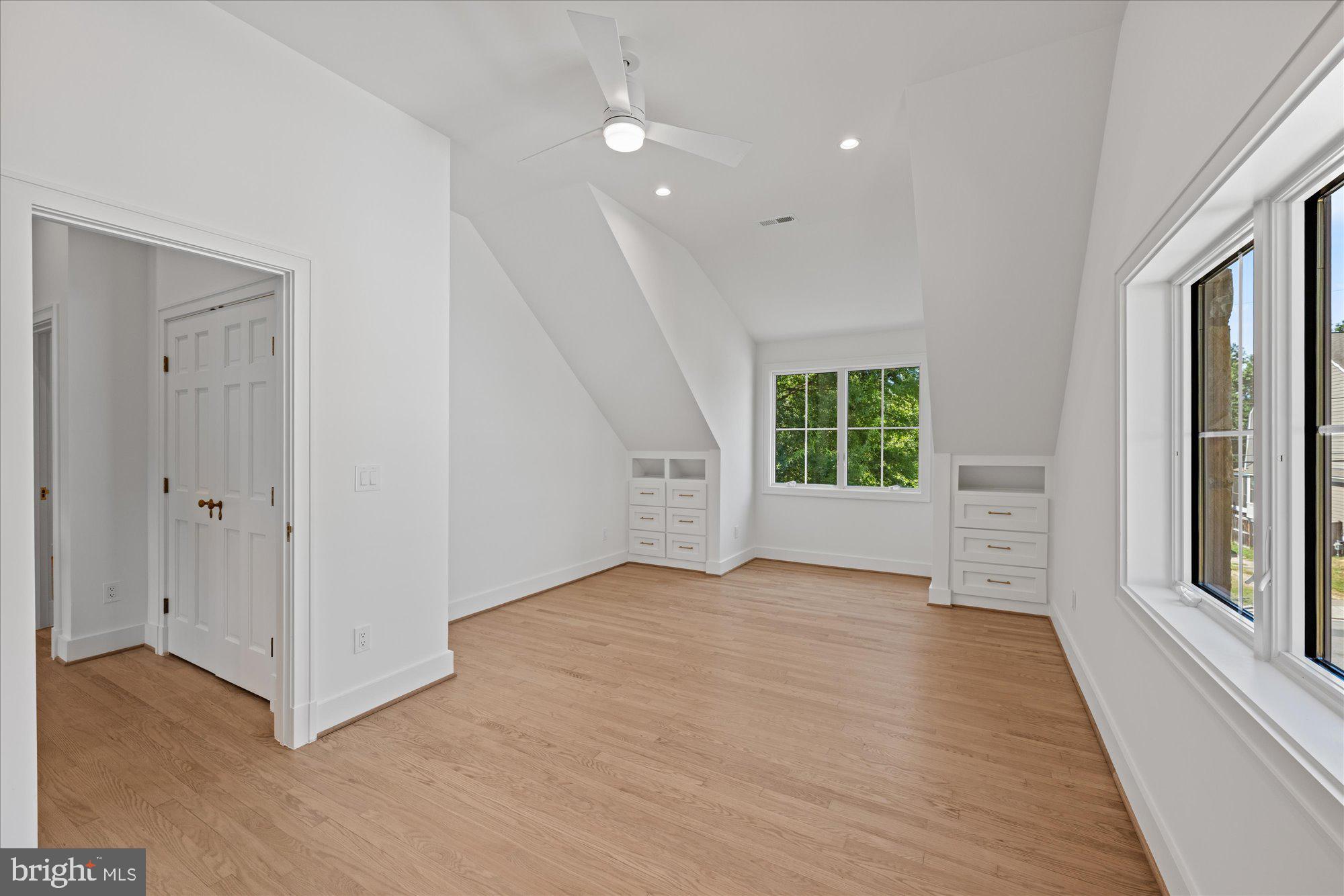 ELLISON HEIGHTS - Residential