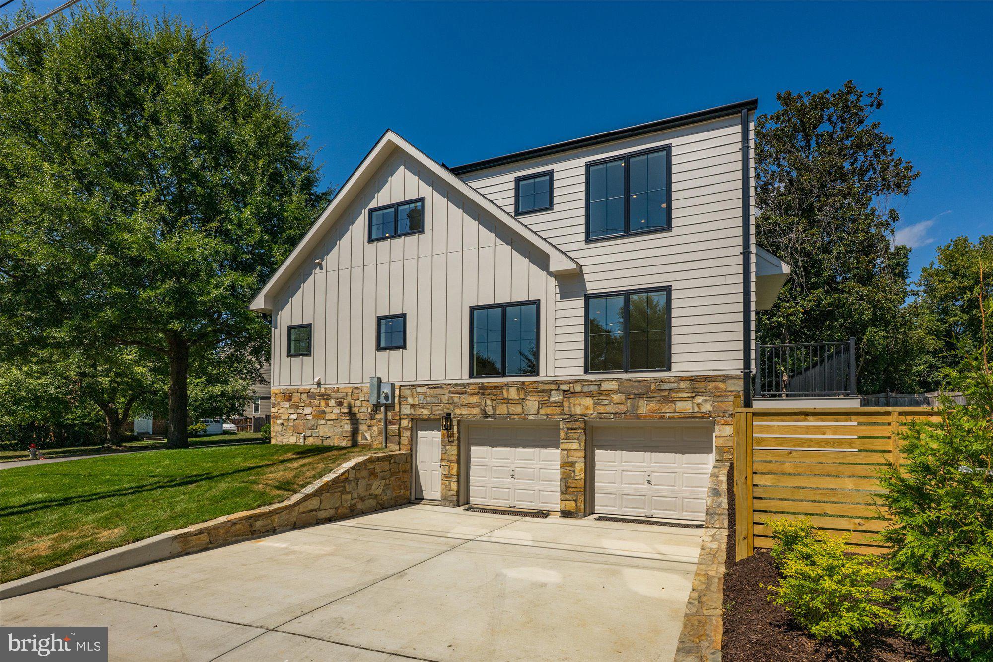 ELLISON HEIGHTS - Residential