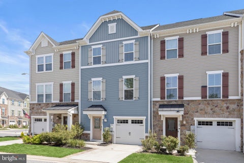 Townhouse For Sale - 8104 Seaworthy Way<br/> DUNDALK, MD 21222