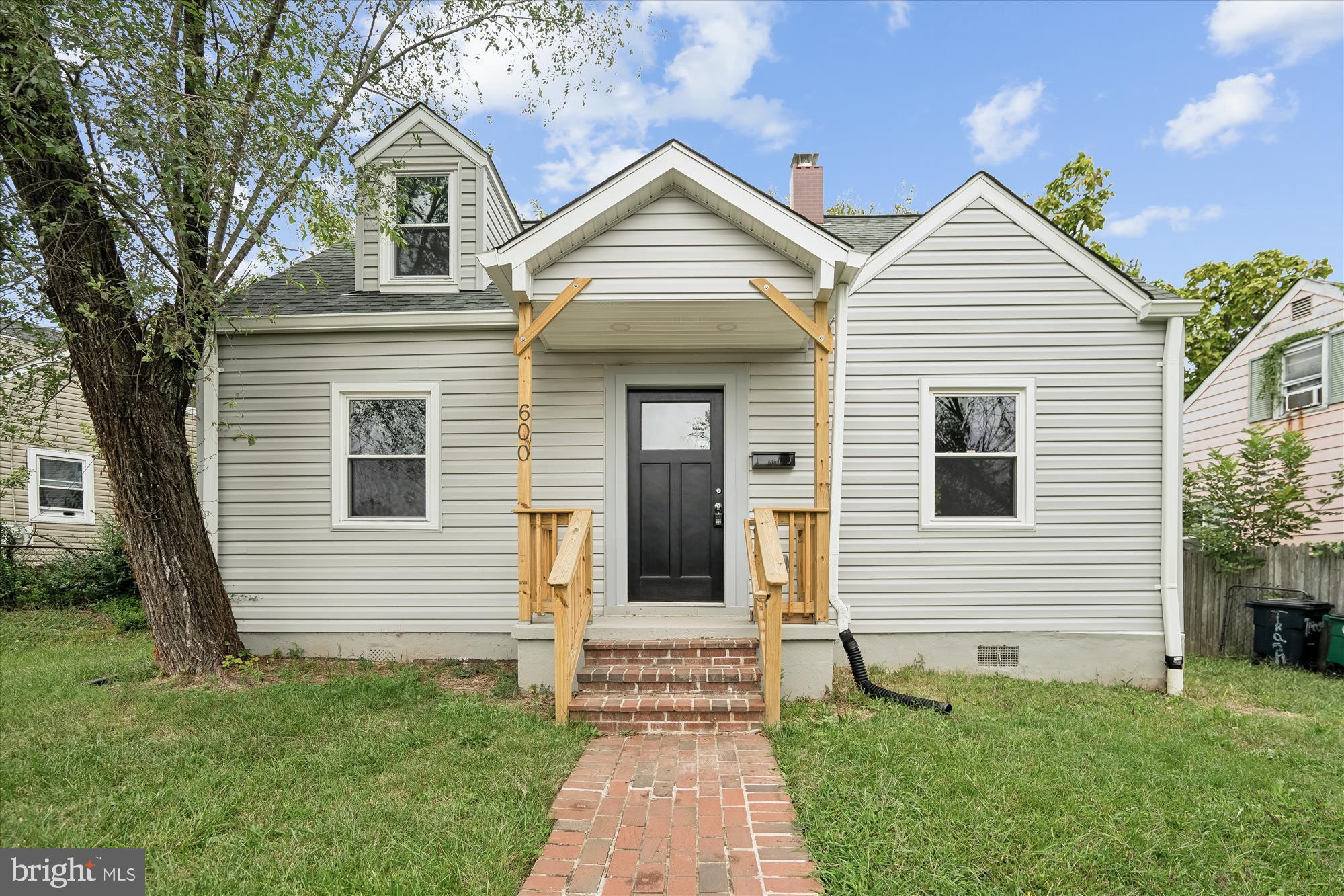 Welcome to this turnkey single-family gem, thoughtfully updated inside and out for modern living. Major upgrades include a brand-new roof (2025), new HVAC system, new water heater, and all-new finishes throughout—giving you peace of mind for years to come.
Step inside to a bright, open main level featuring recessed lighting, new luxury vinyl flooring, and a modern layout designed for both everyday living and entertaining. The stunning kitchen boasts white shaker cabinets, quartz countertops, stainless steel appliances, and stylish pendant lighting. A spacious bedroom and a beautifully updated full bath with marble tile and sleek finishes complete the main floor.
Upstairs, you’ll find two additional bedrooms with brand-new carpet, plus a second updated full bath with a walk-in shower and timeless touches.
Outside, enjoy a fenced-in backyard—ideal for pets, play, or relaxing—along with a freshly painted exterior and potential for off-street parking.
Nestled on a quiet residential street, this home offers easy access to DC, 295, public transit, Capitol Heights Metro and 7 minutes away from the Northwest Stadium. Go Comanders!
Move right in with confidence with a one year home warranty provided by the seller.