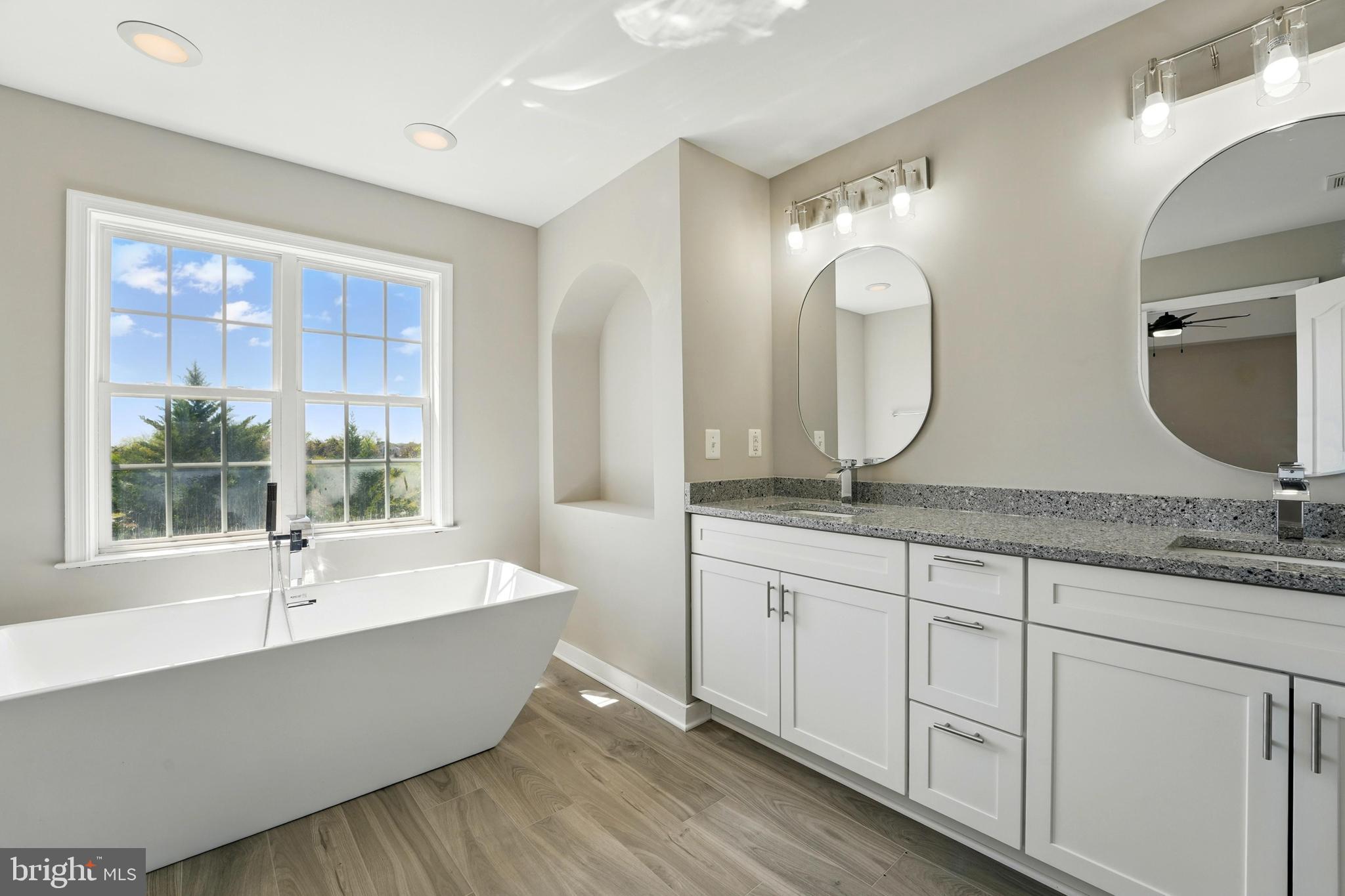 MAGNOLIA GREEN - Residential