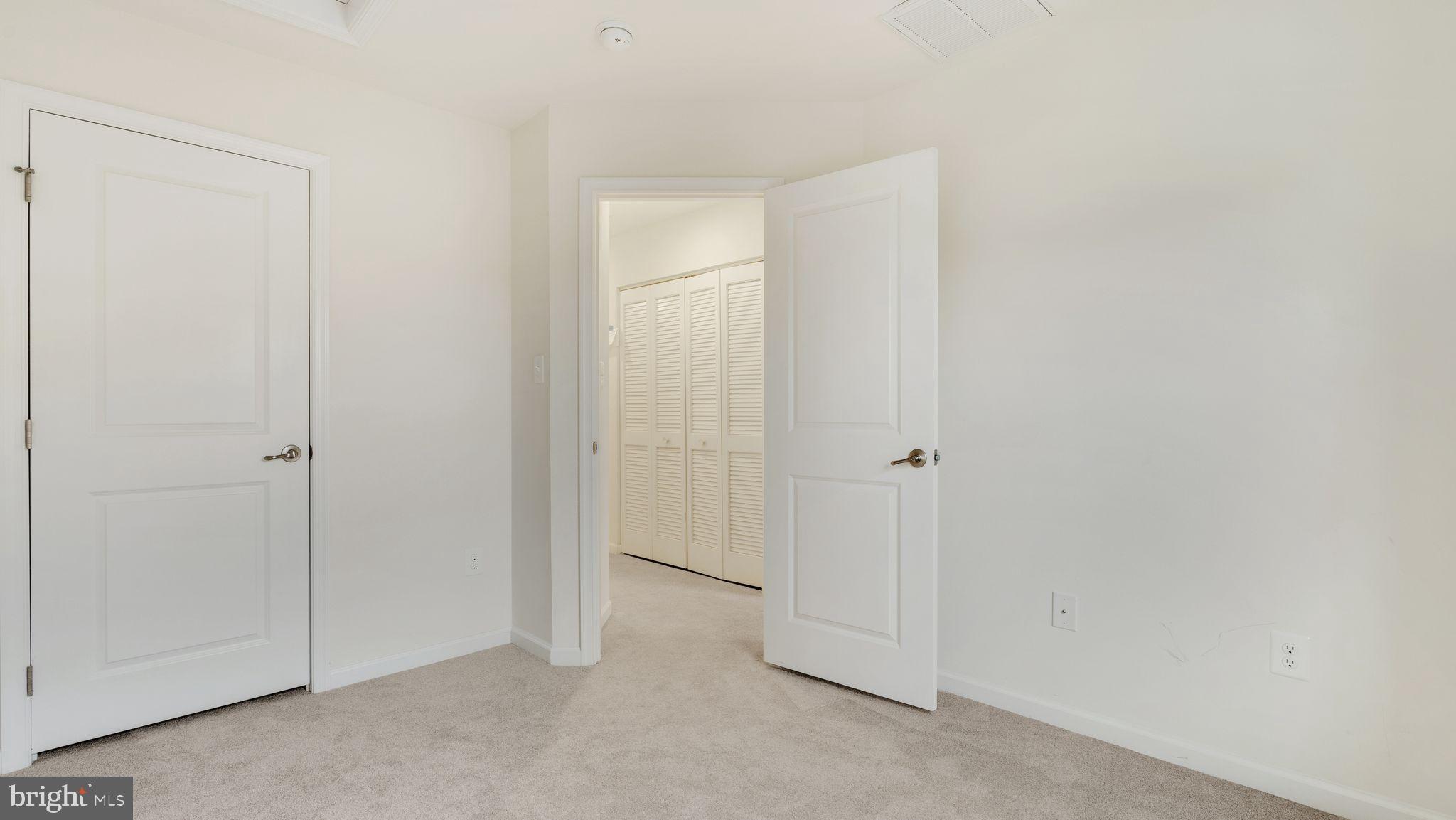 FIELDSIDE AT ST CHARLES - Residential