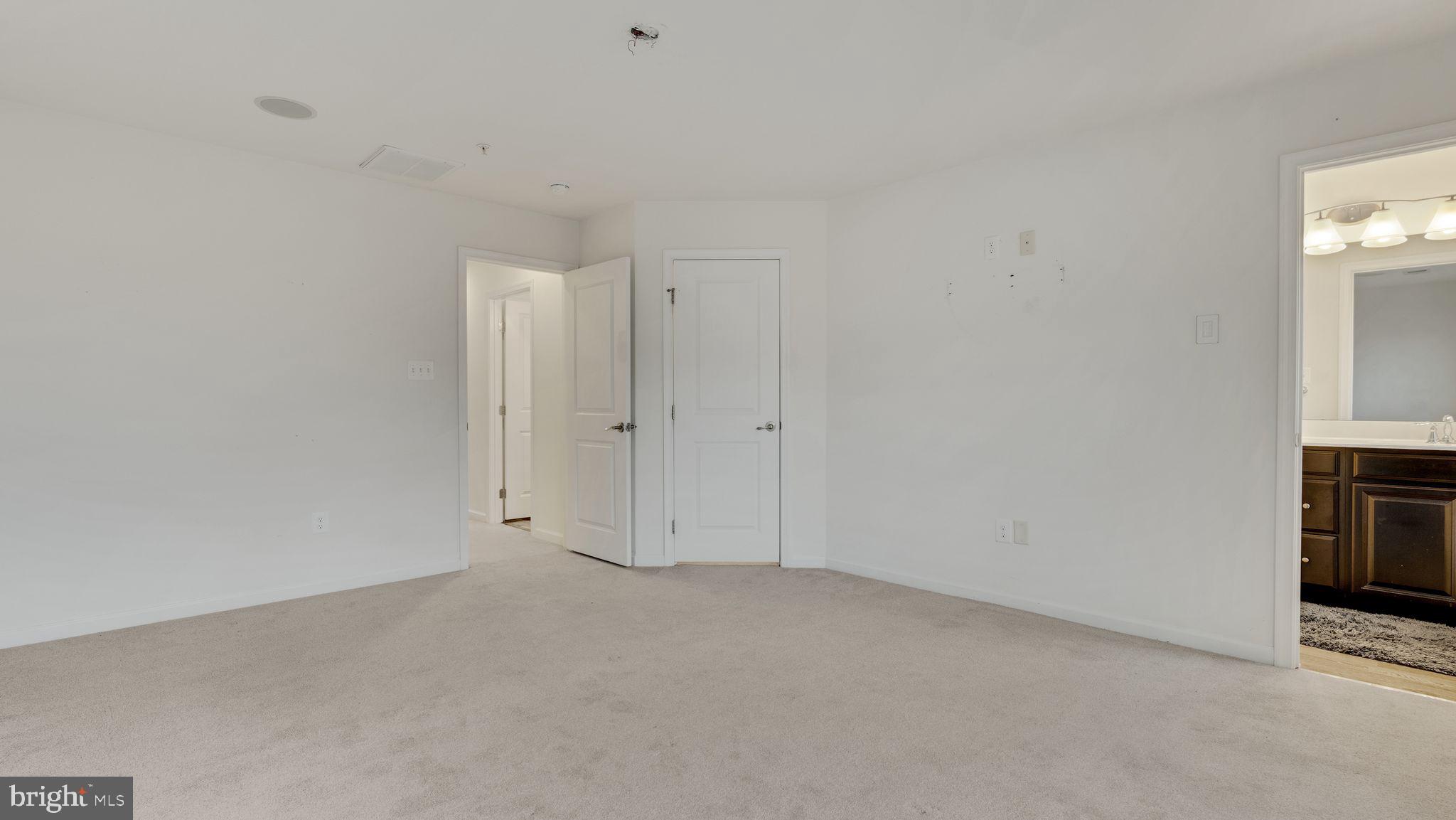 FIELDSIDE AT ST CHARLES - Residential