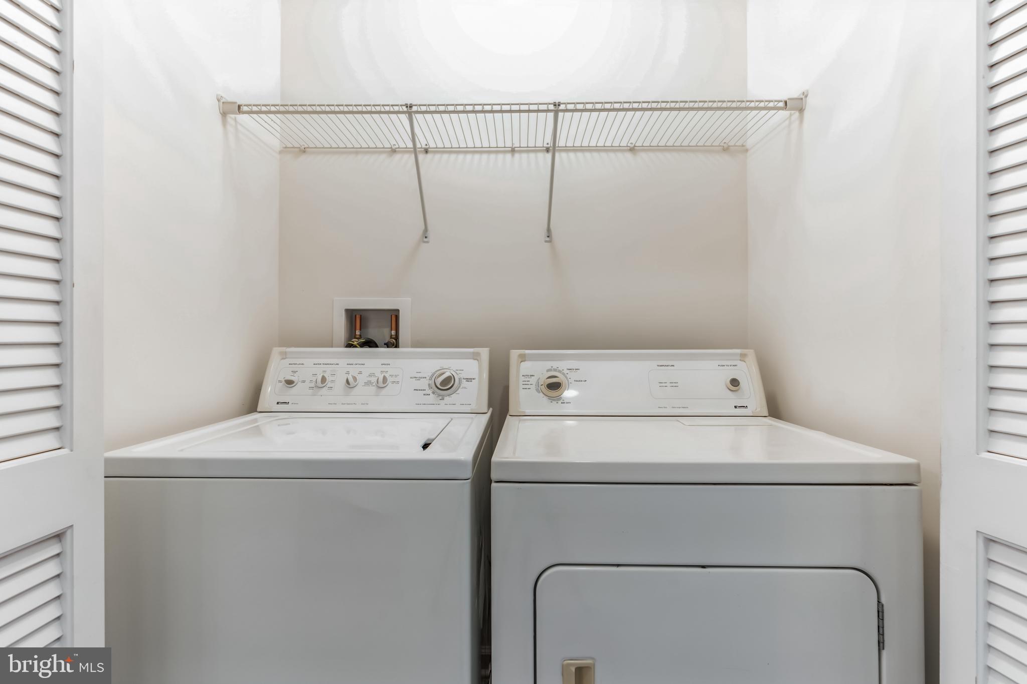 FIELDSIDE AT ST CHARLES - Residential