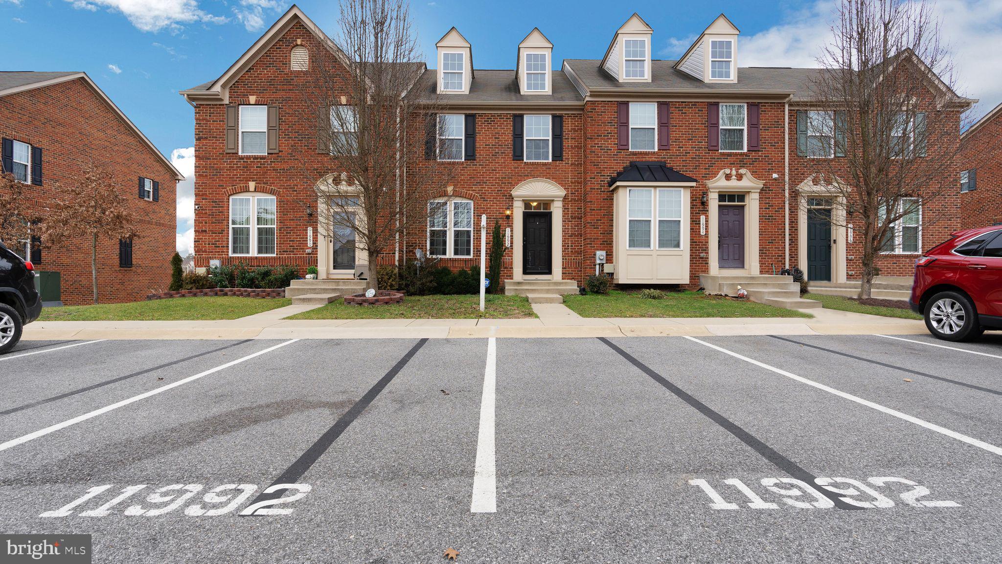 FIELDSIDE AT ST CHARLES - Residential