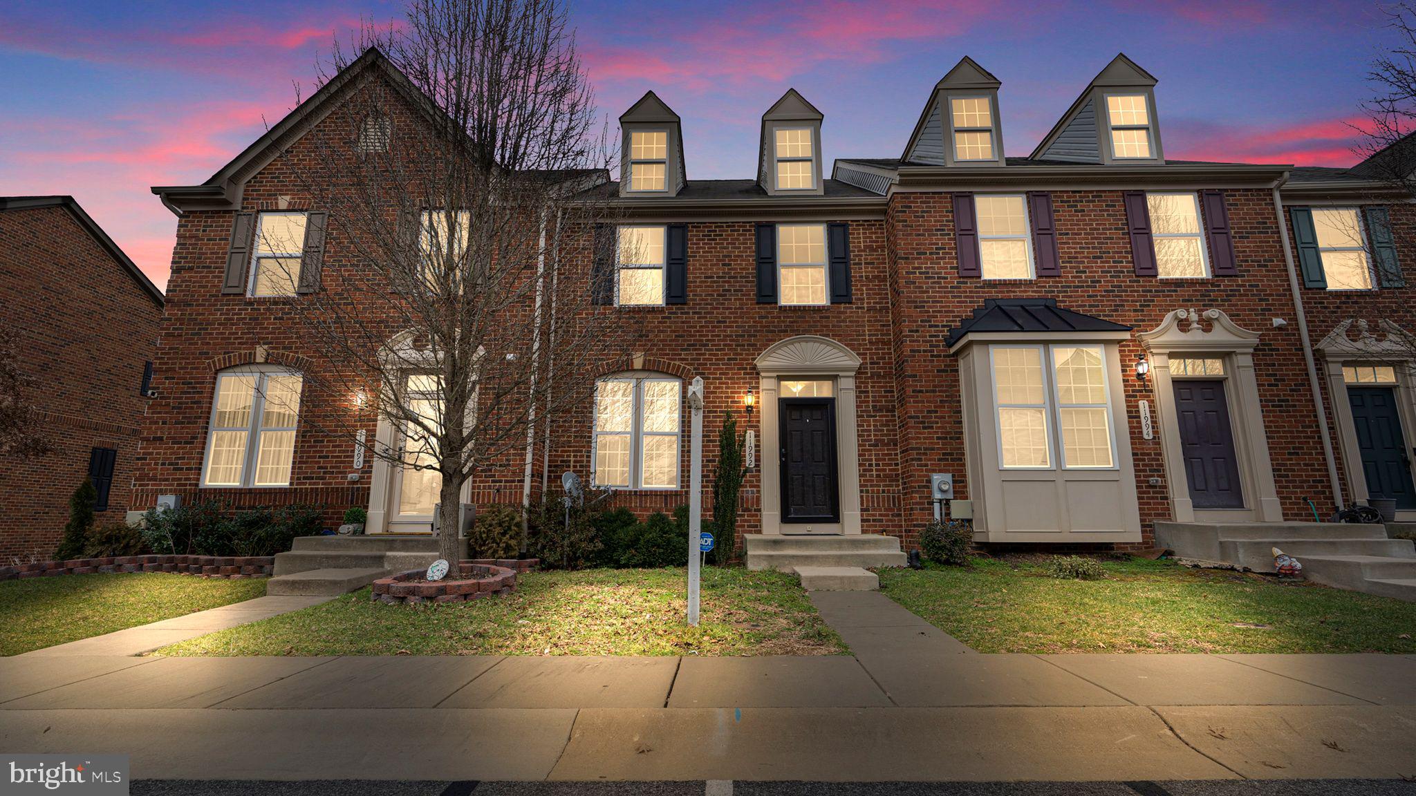 FIELDSIDE AT ST CHARLES - Residential