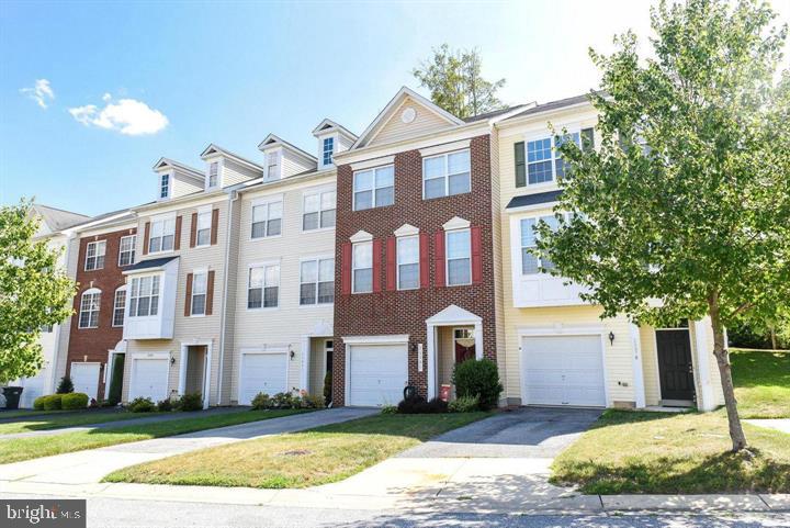 DAHLIA PARK OF WILDEWOOD - Residential Lease