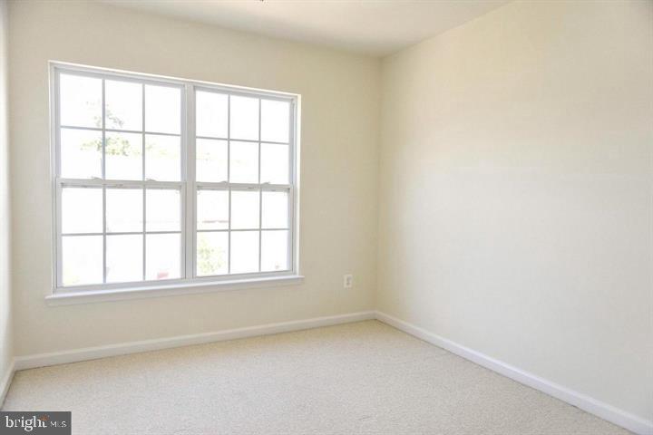 DAHLIA PARK OF WILDEWOOD - Residential Lease