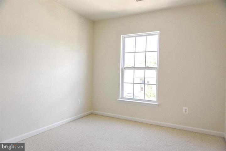 DAHLIA PARK OF WILDEWOOD - Residential Lease