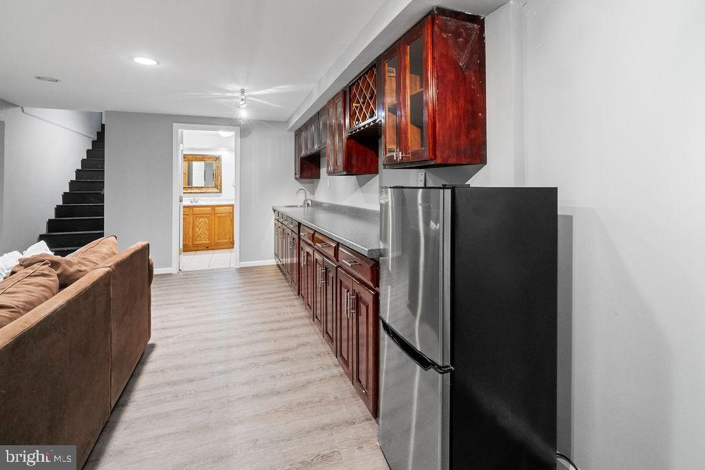 FARMINGTON - Residential