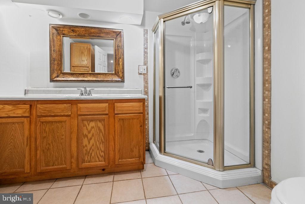 FARMINGTON - Residential