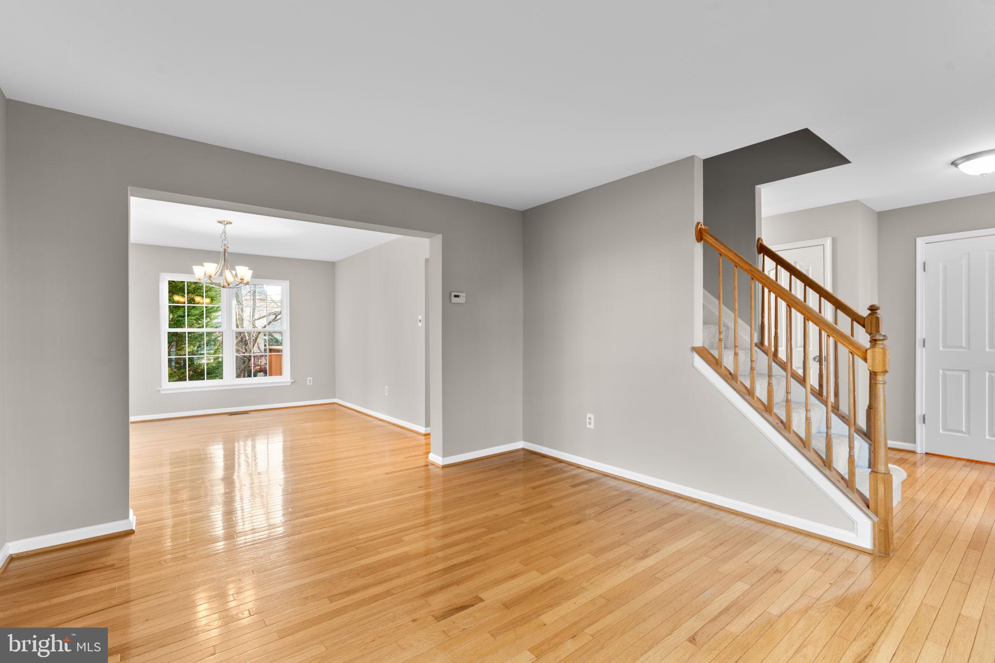 KINGSVIEW VILLAGE - Residential