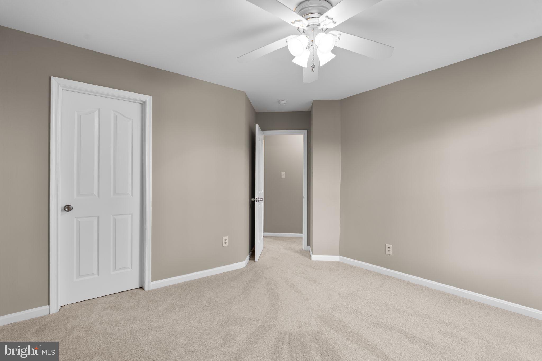 KINGSVIEW VILLAGE - Residential