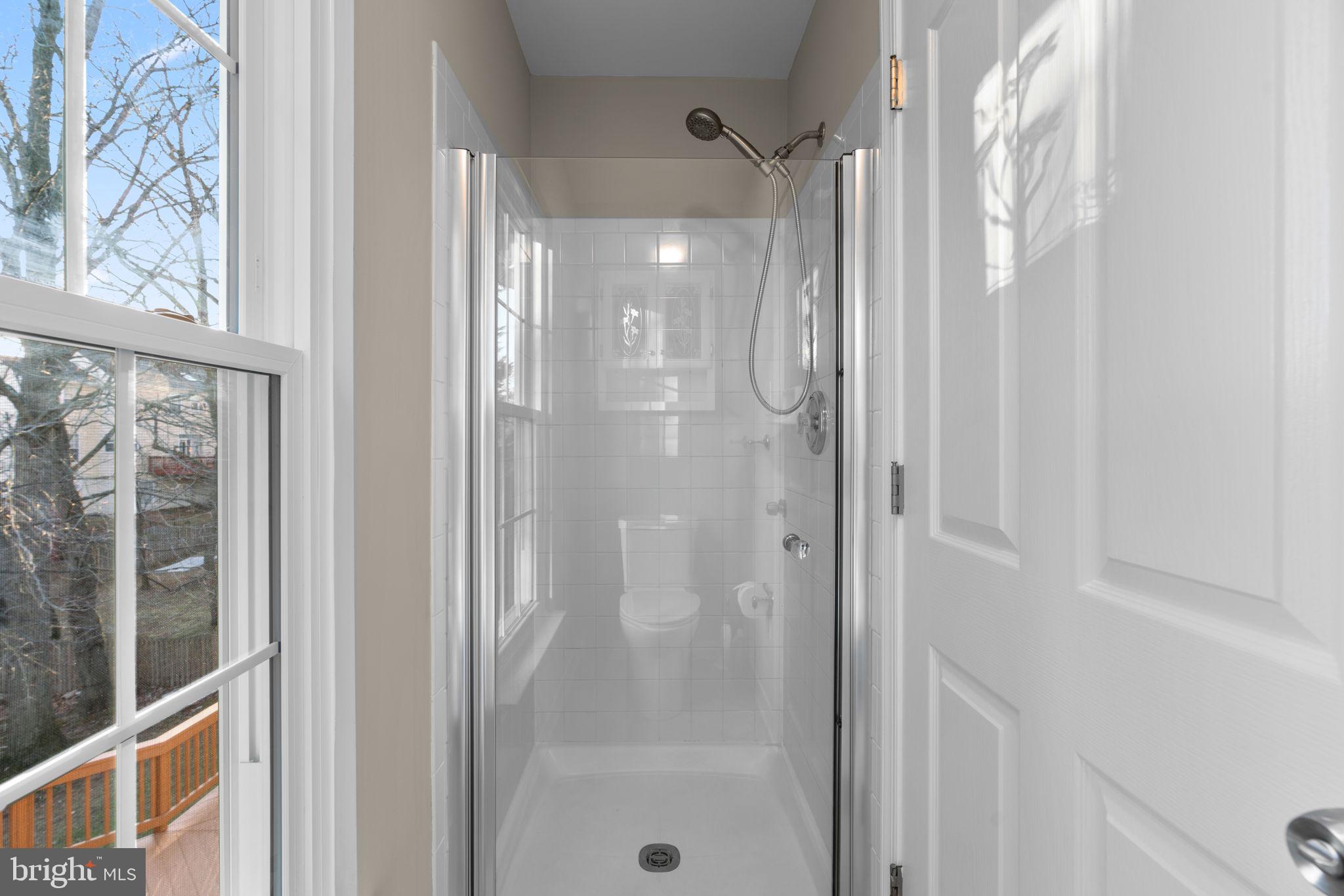 KINGSVIEW VILLAGE - Residential