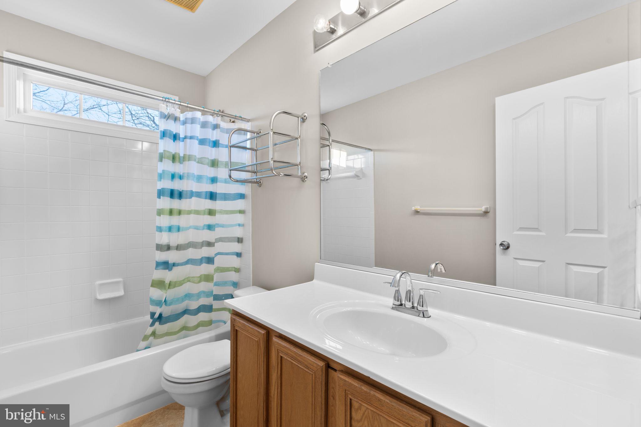 KINGSVIEW VILLAGE - Residential