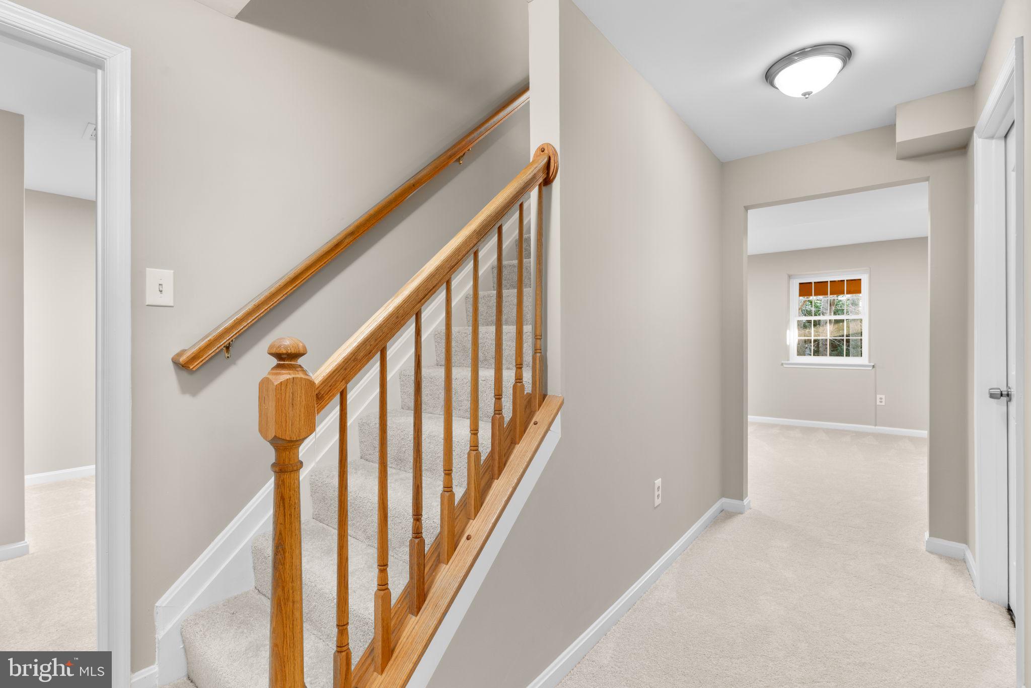 KINGSVIEW VILLAGE - Residential