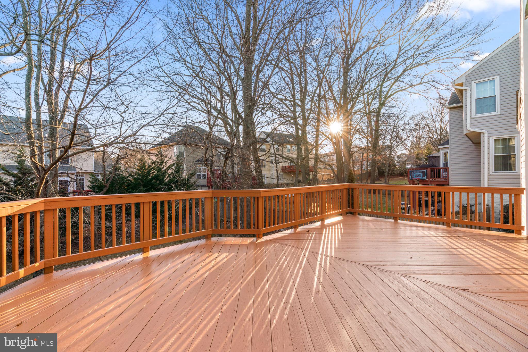 KINGSVIEW VILLAGE - Residential