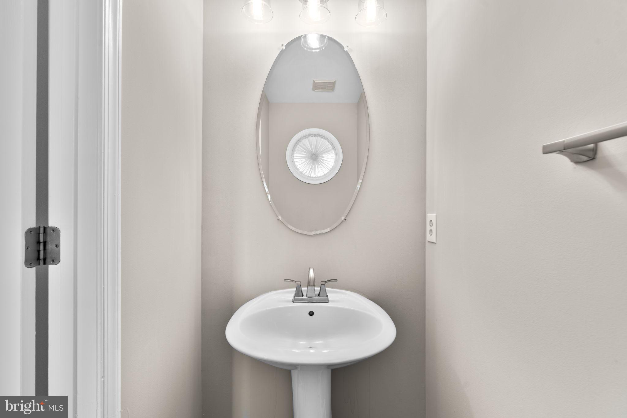 KINGSVIEW VILLAGE - Residential