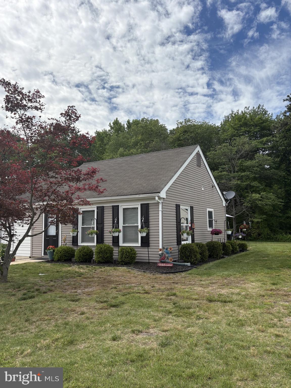 83 SHEFFIELD PLACE