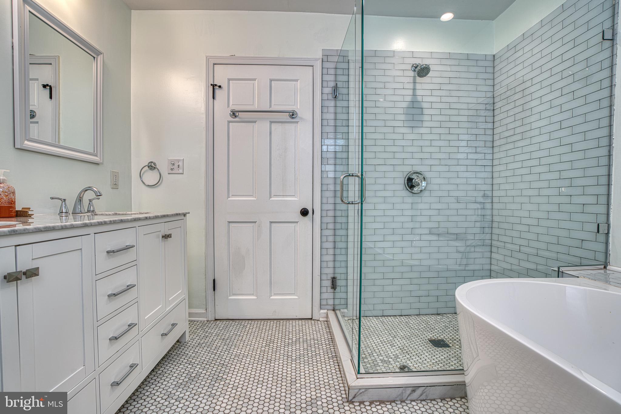 KNOLLWOOD - Residential