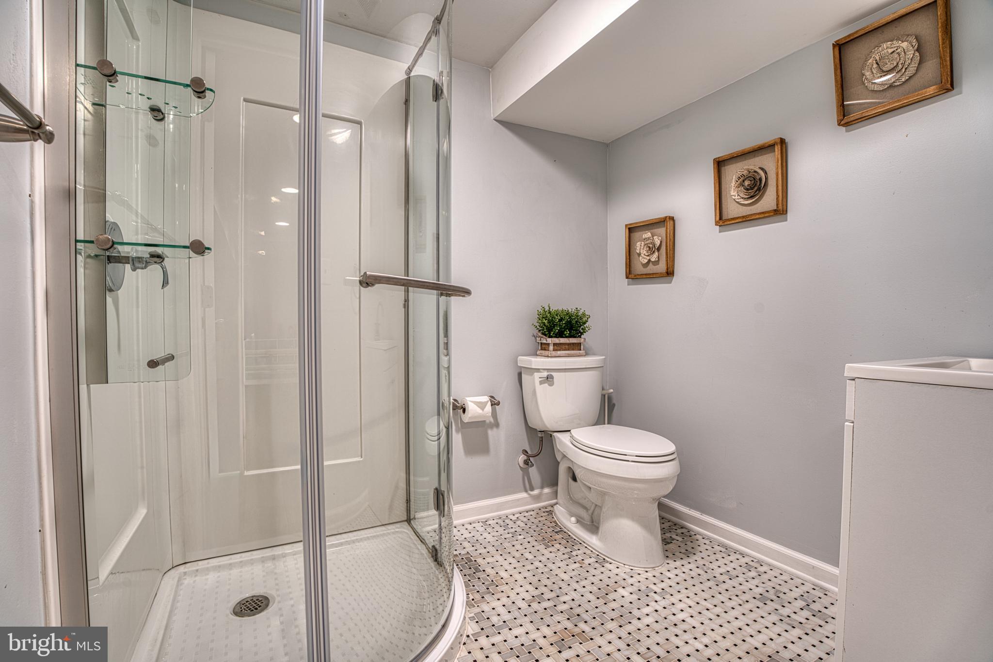 KNOLLWOOD - Residential