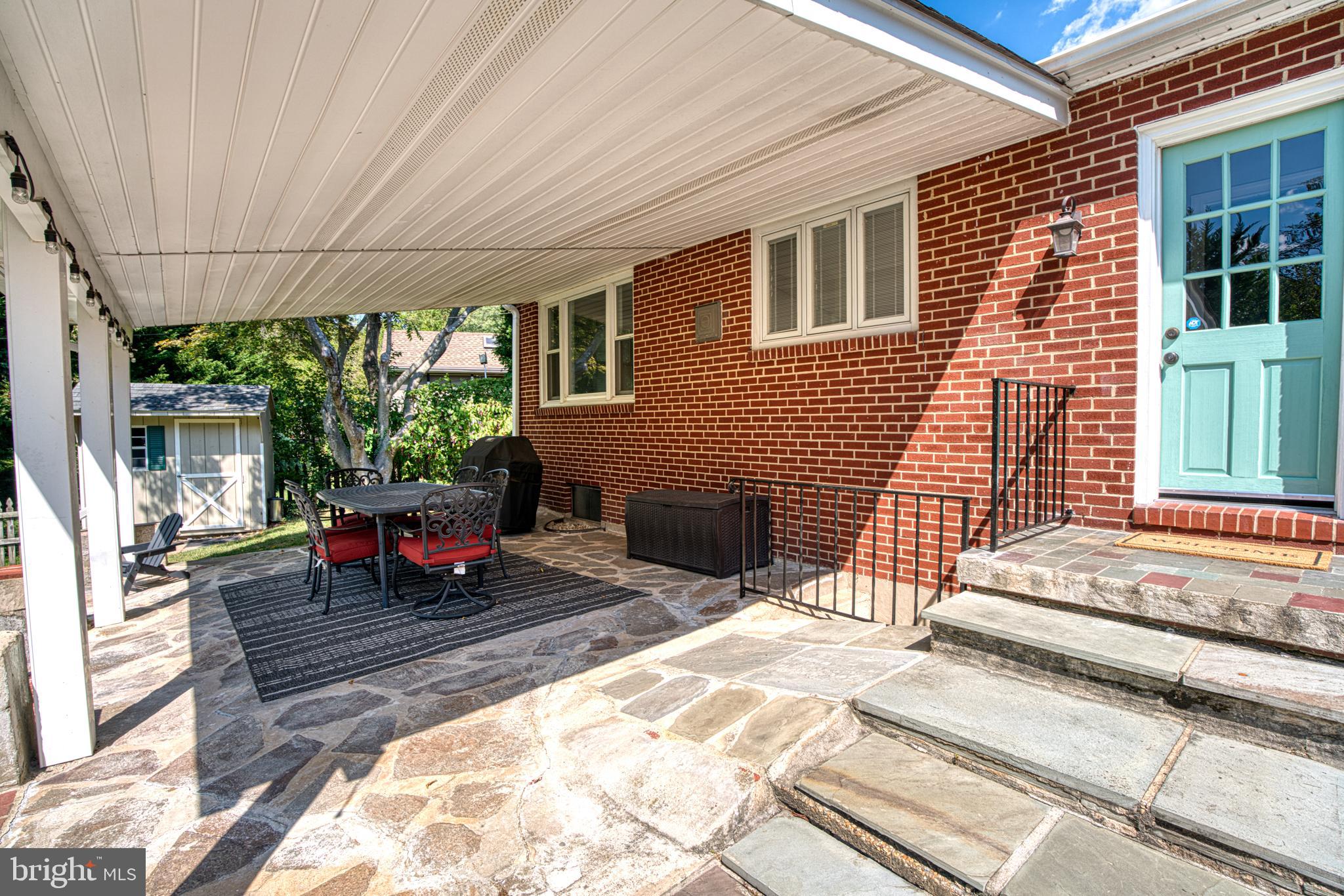 KNOLLWOOD - Residential