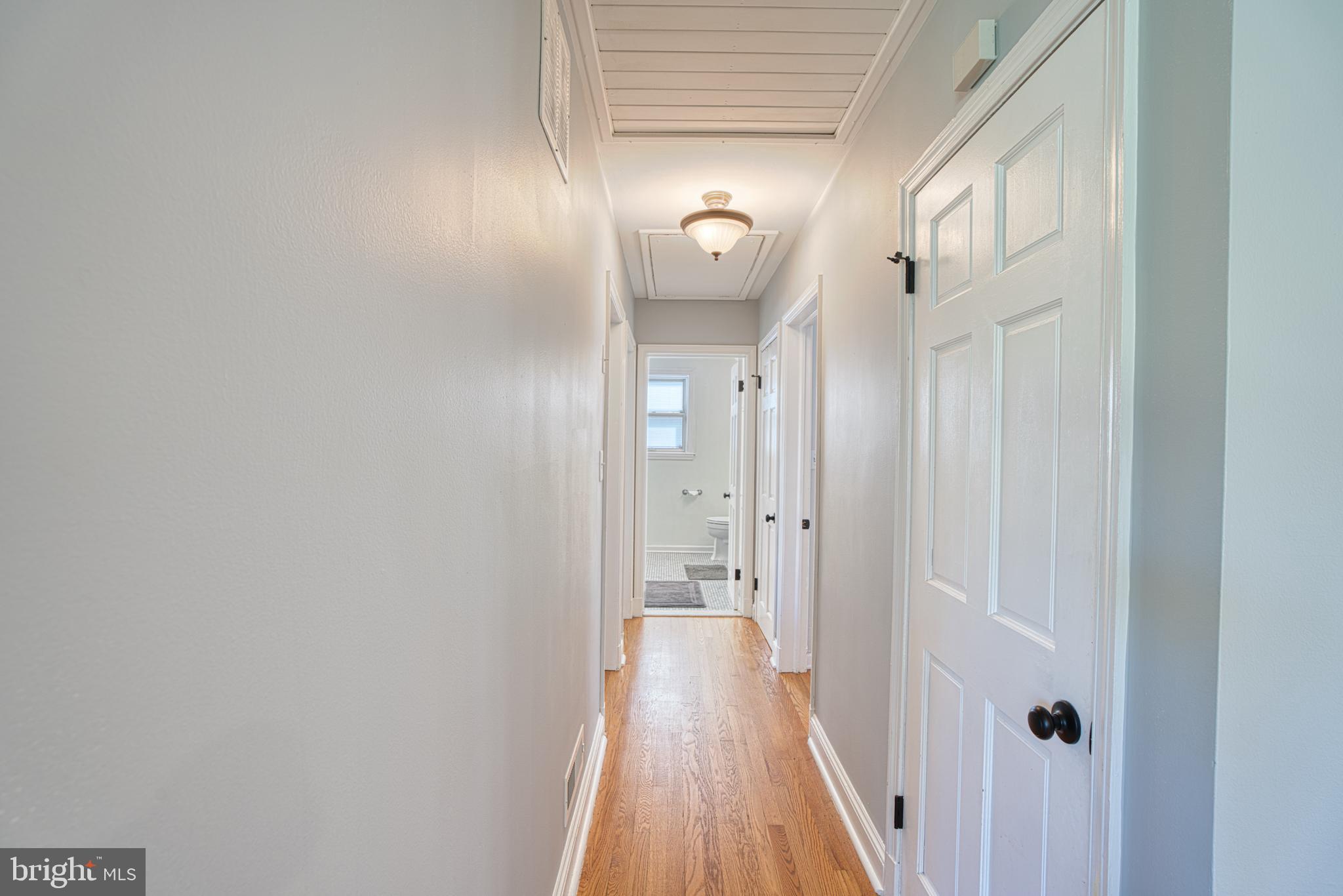 KNOLLWOOD - Residential