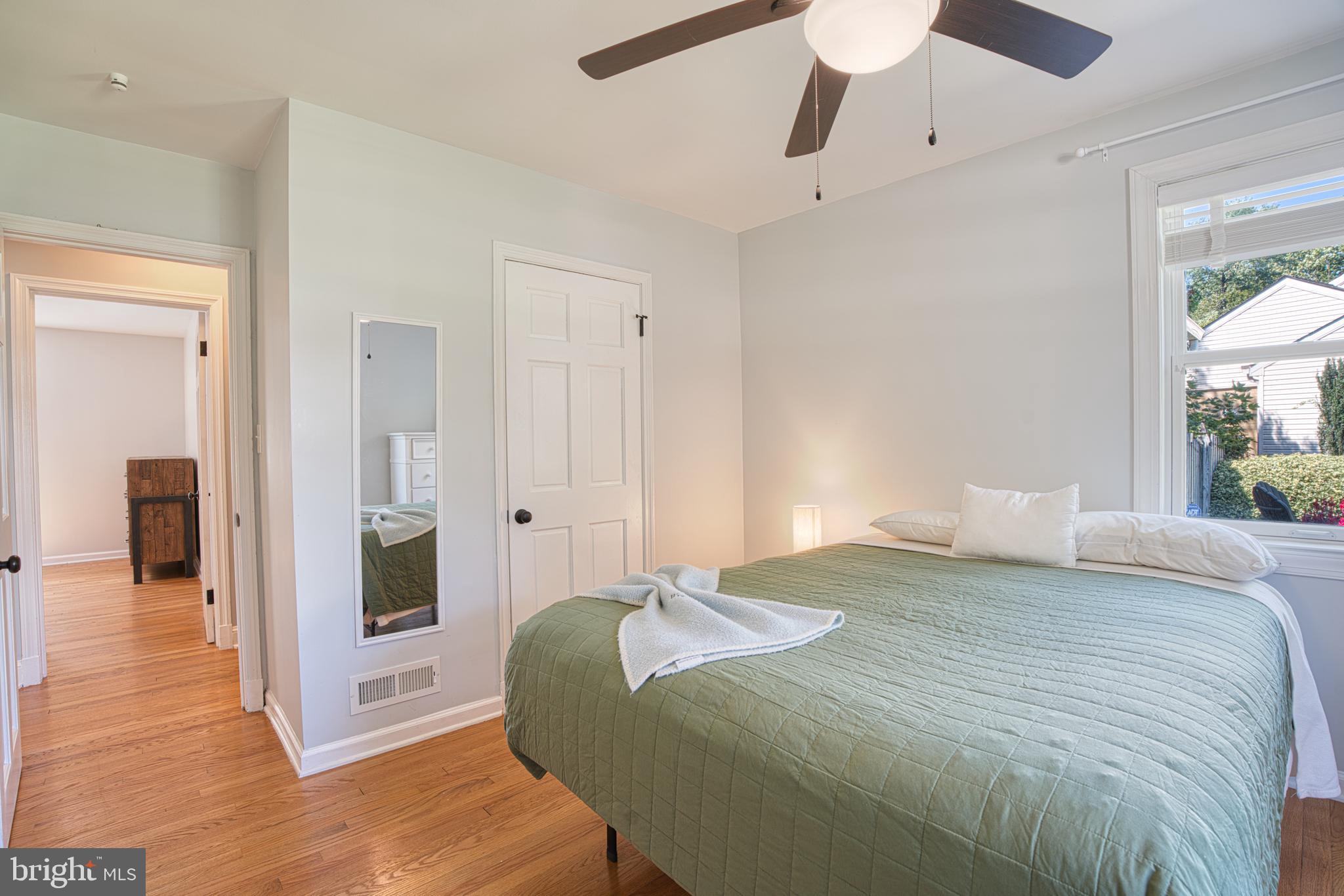 KNOLLWOOD - Residential