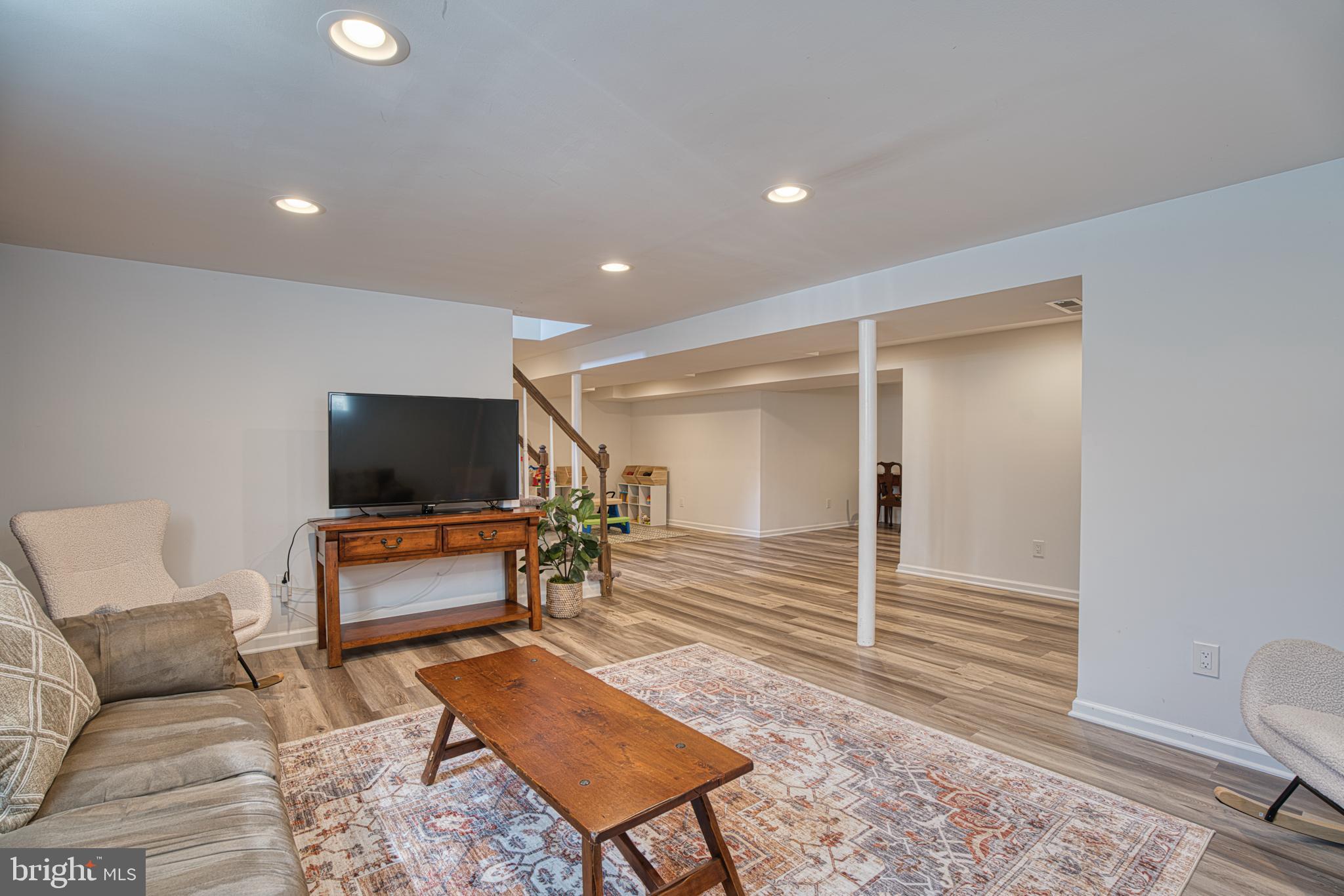 KNOLLWOOD - Residential