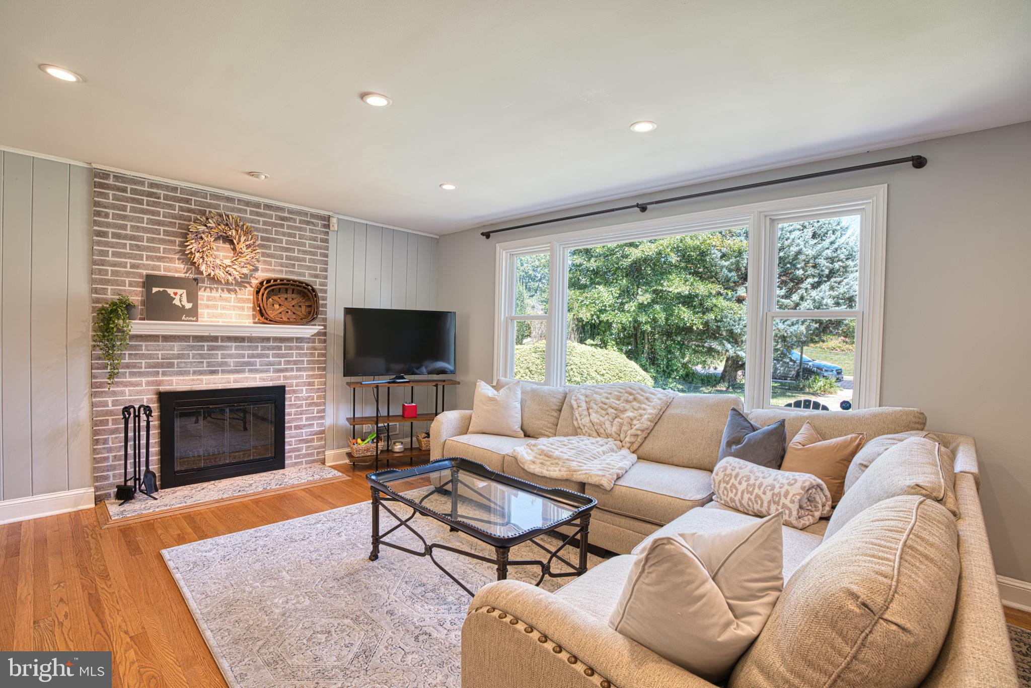 KNOLLWOOD - Residential