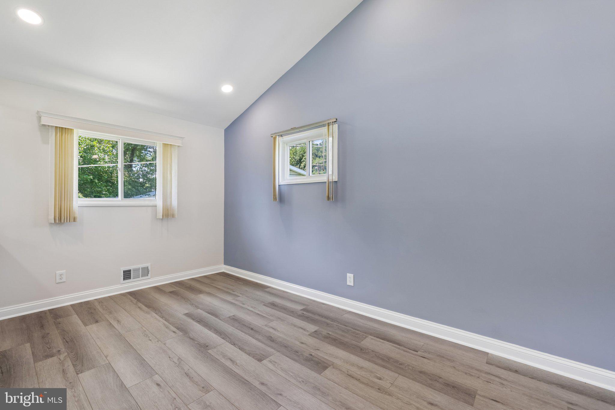 3326 SOUTHGREEN ROAD