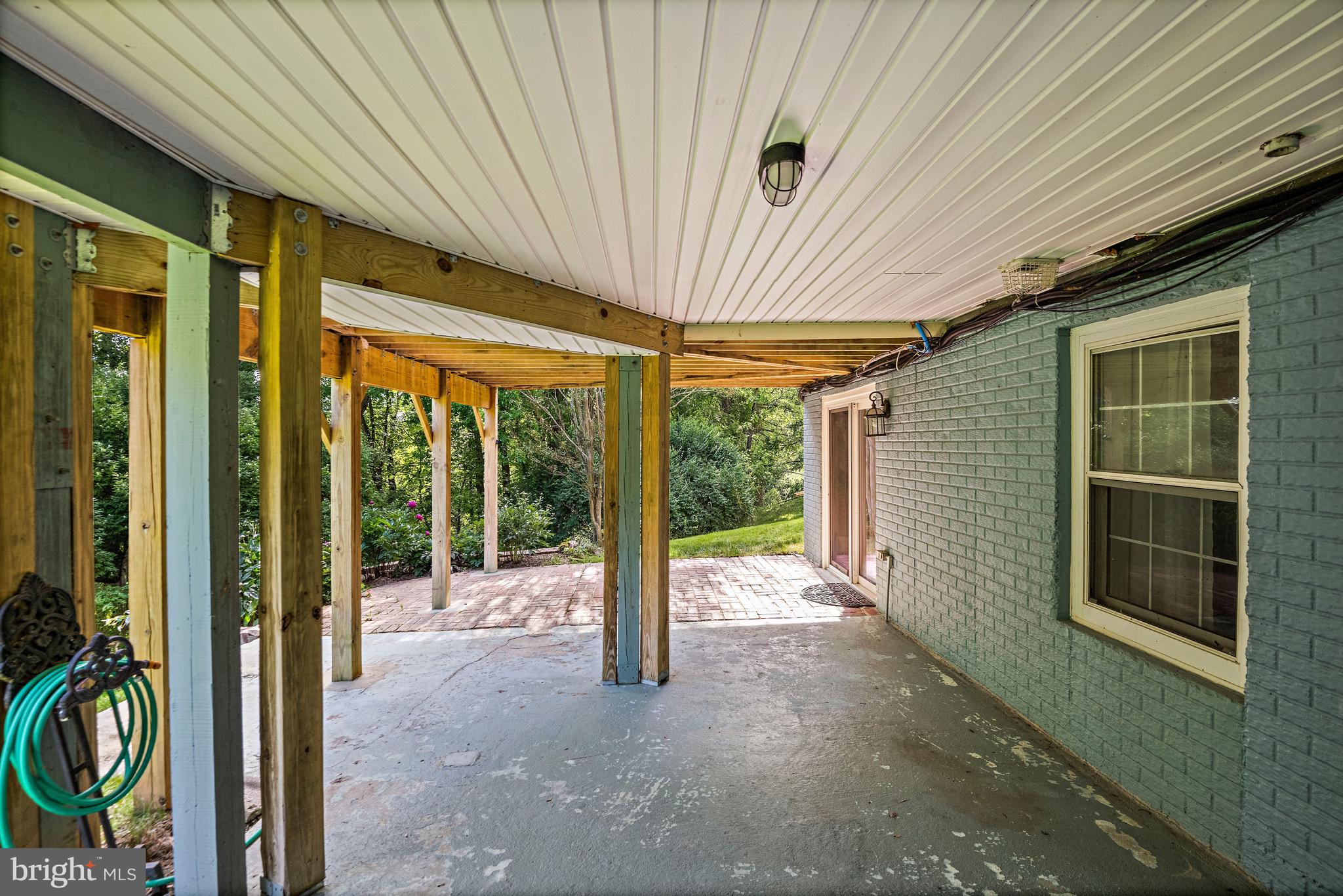 WOLFTRAP MEADOWS - Residential