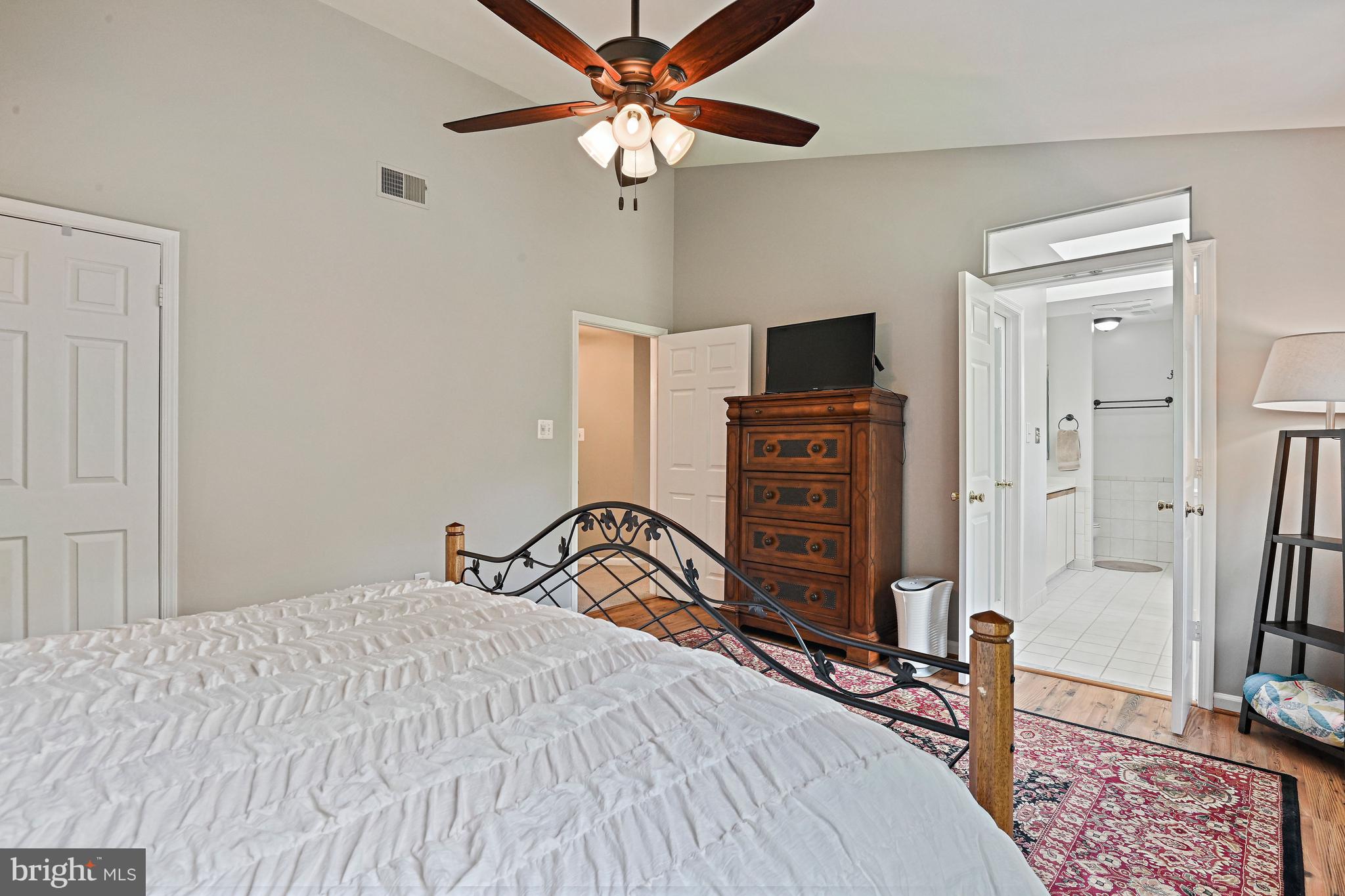 WOLFTRAP MEADOWS - Residential