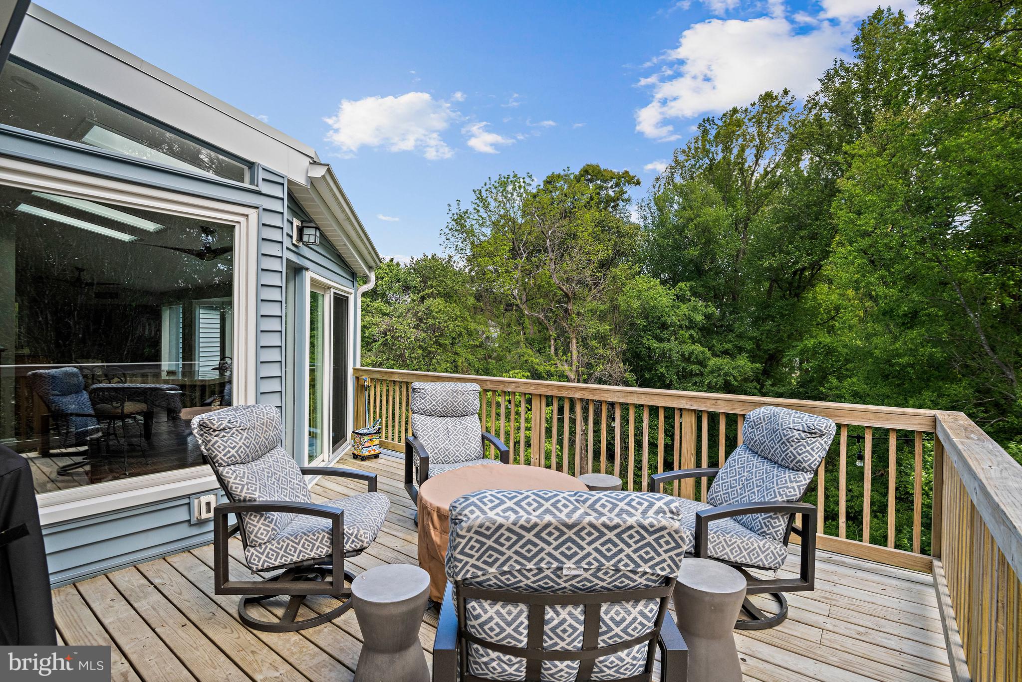 WOLFTRAP MEADOWS - Residential