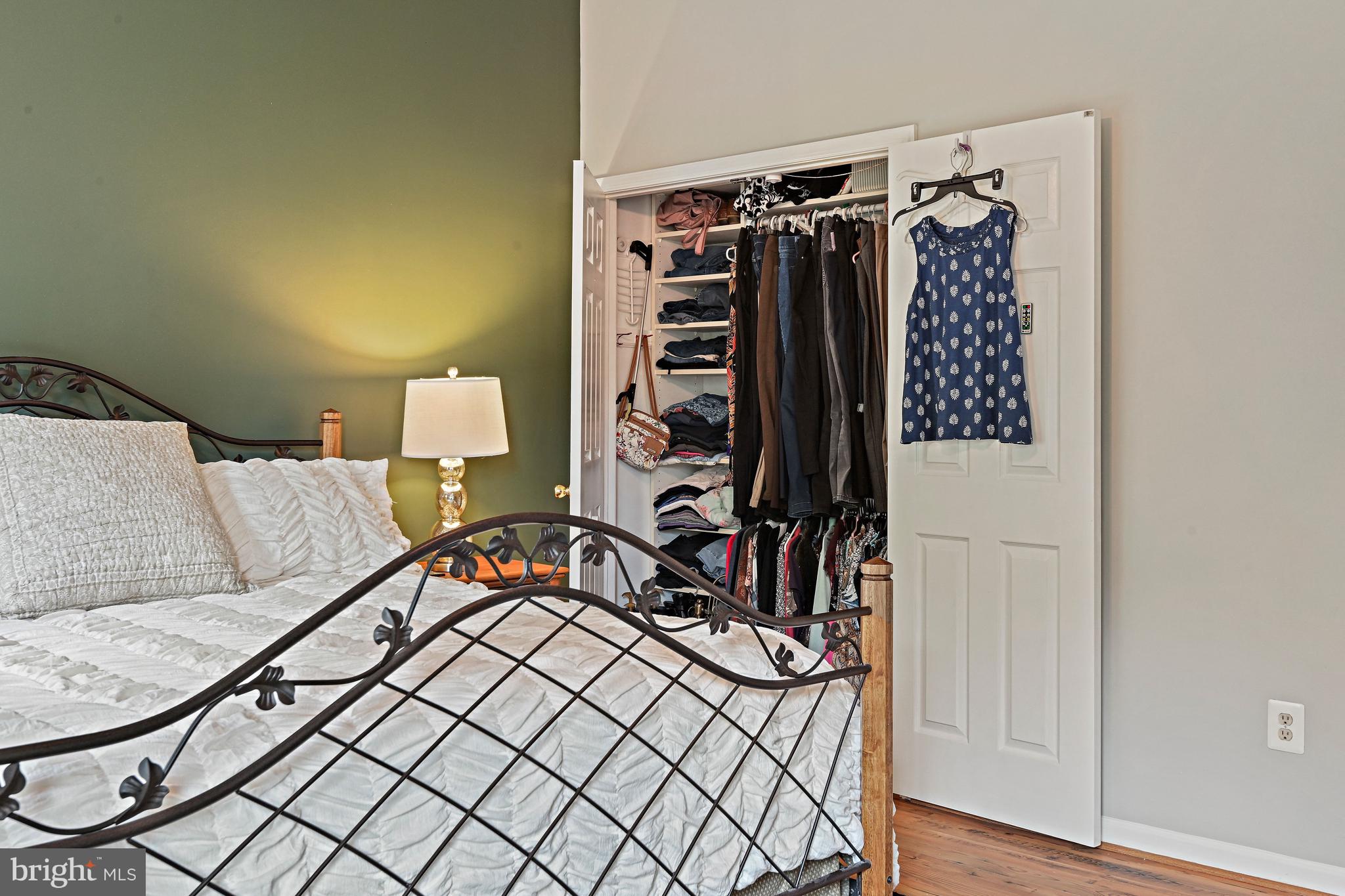 WOLFTRAP MEADOWS - Residential