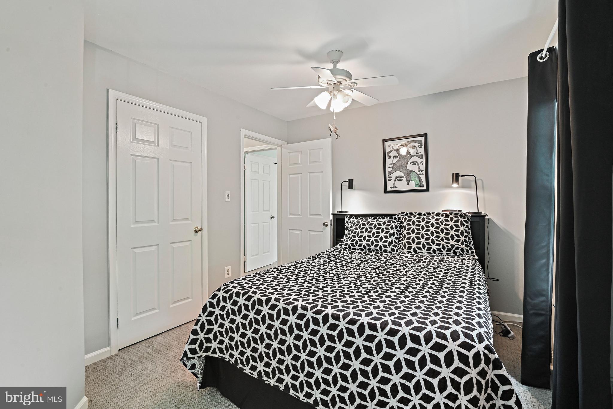 WOLFTRAP MEADOWS - Residential