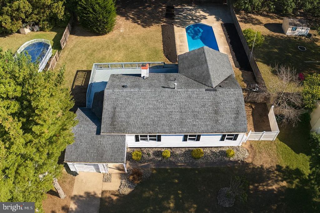 Photo of 16 Villa Drive, BERLIN, NJ 08009 (MLS # NJCD2103730)