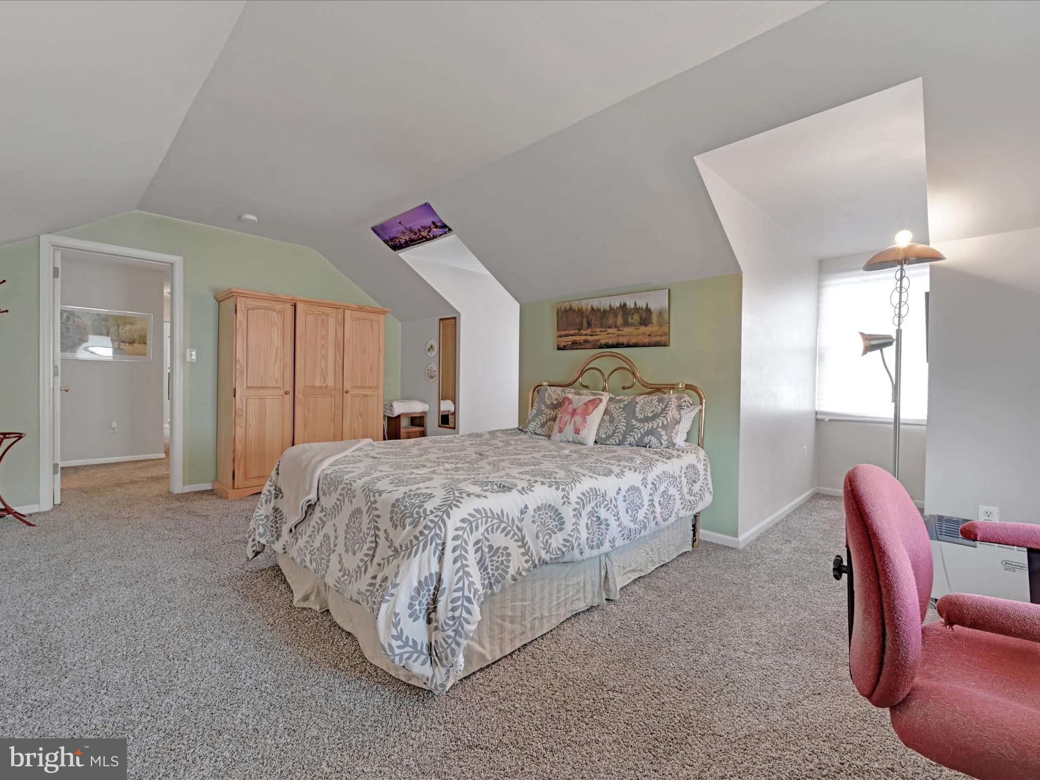 THISTLEDOWN - Residential
