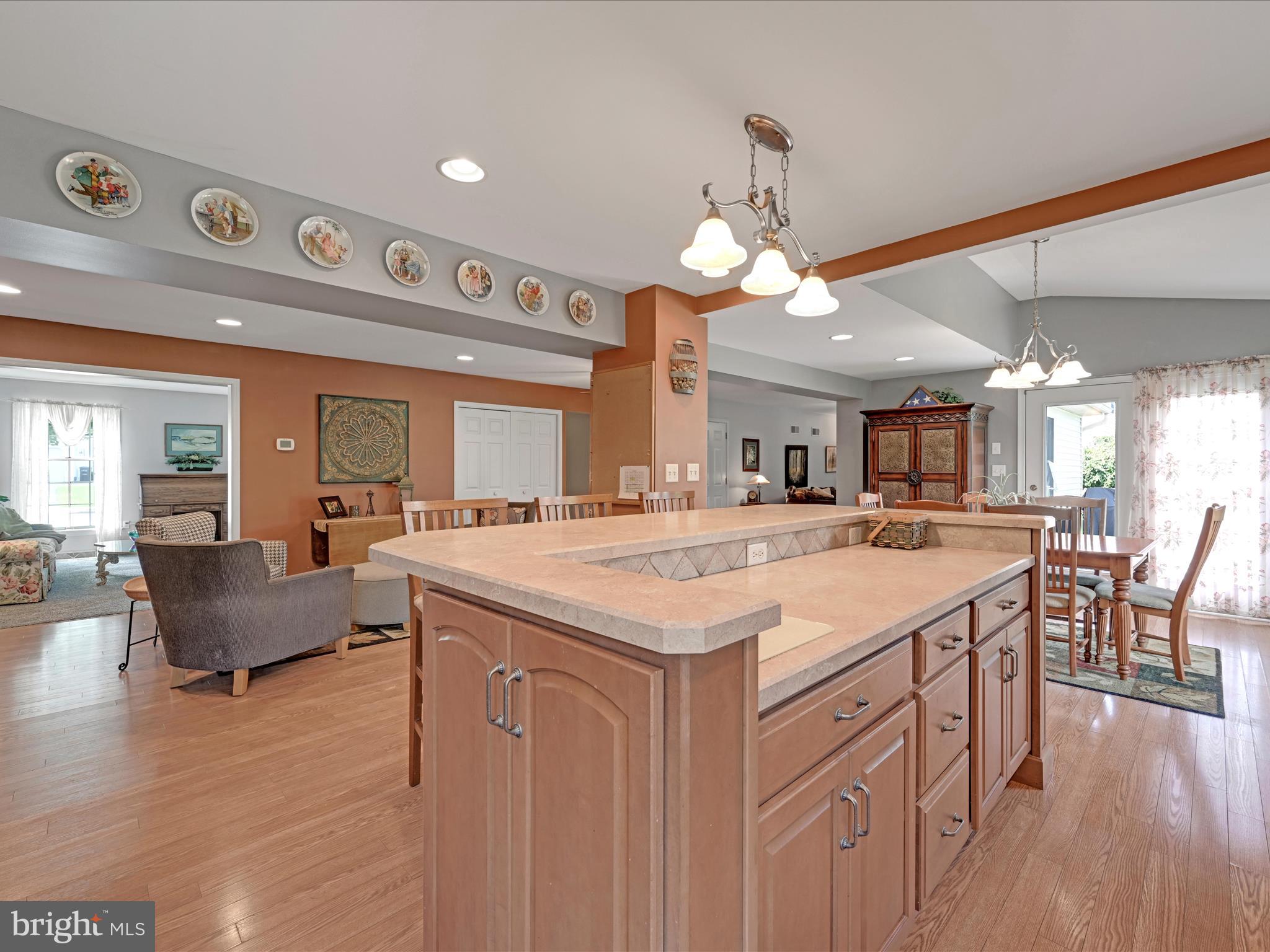 THISTLEDOWN - Residential