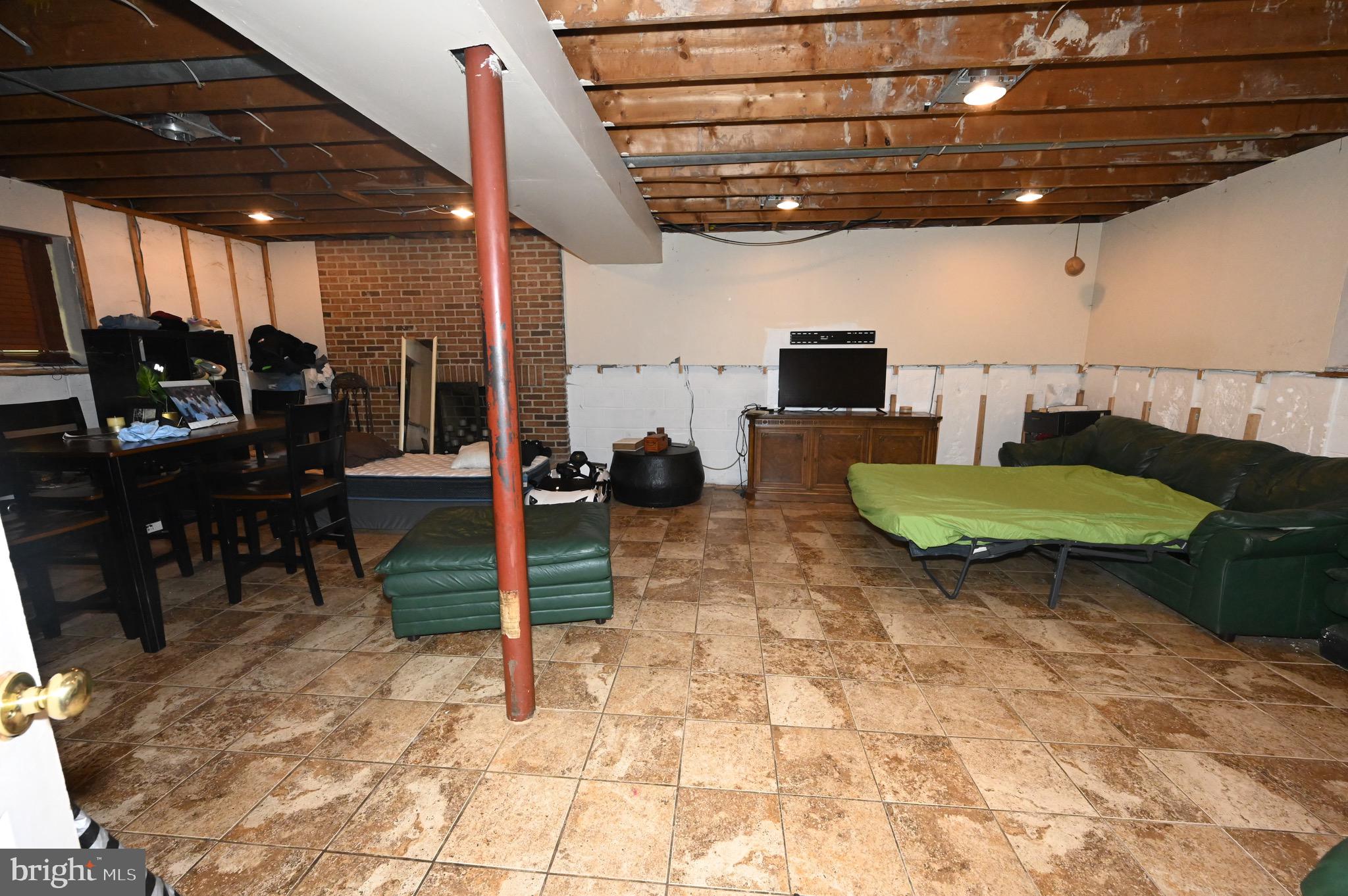 GLENARDEN HEIGHTS - Residential