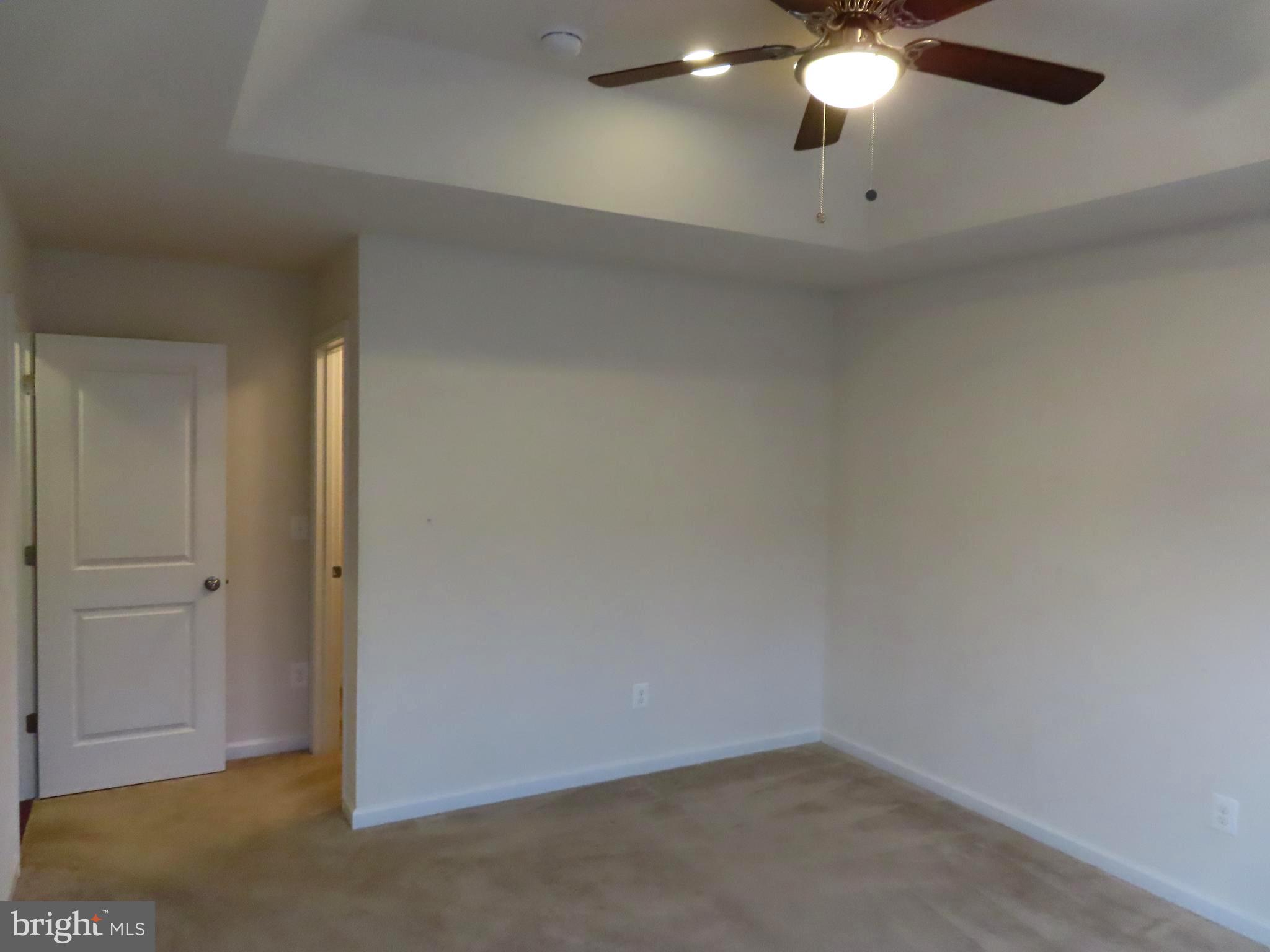 EASTVIEW AT STONE RIDGE - Residential Lease